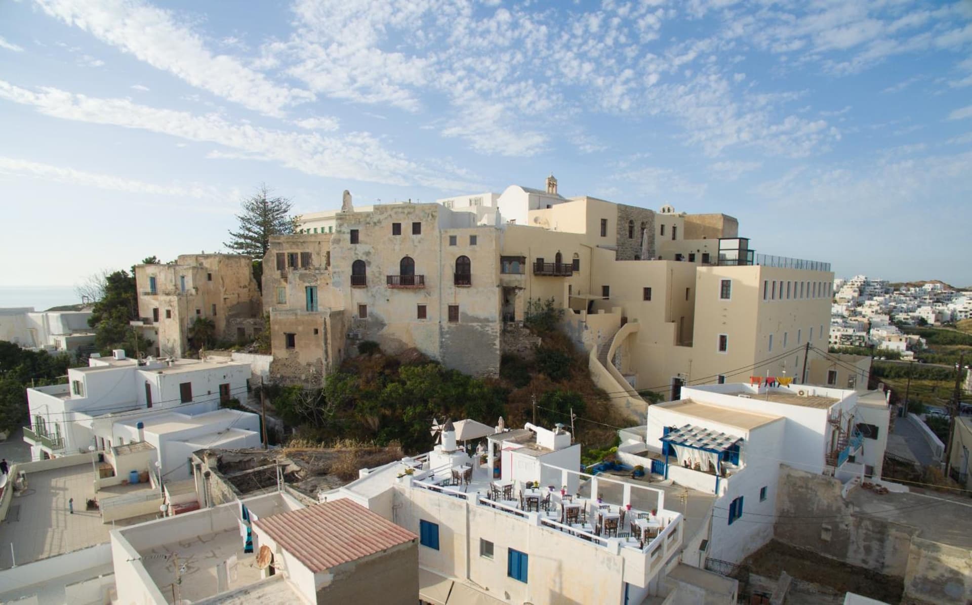 Diadema Apartments in the Town