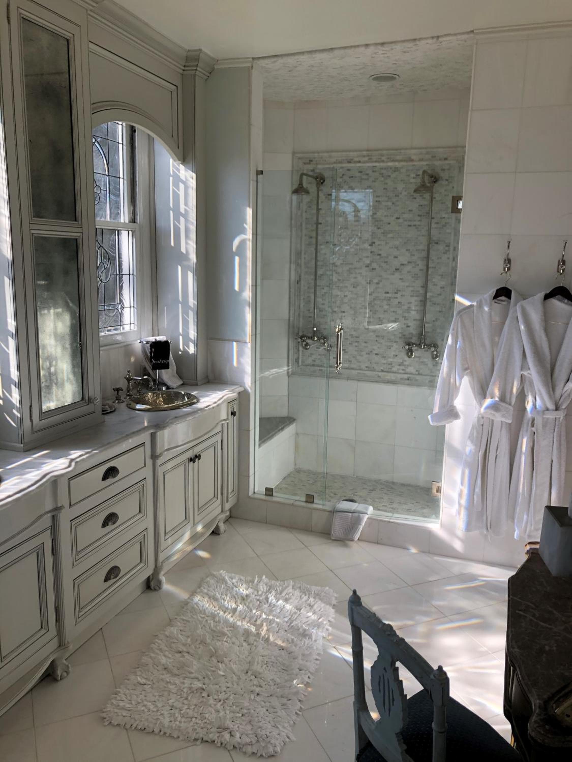 The Twelve Oaks Bed & Breakfast