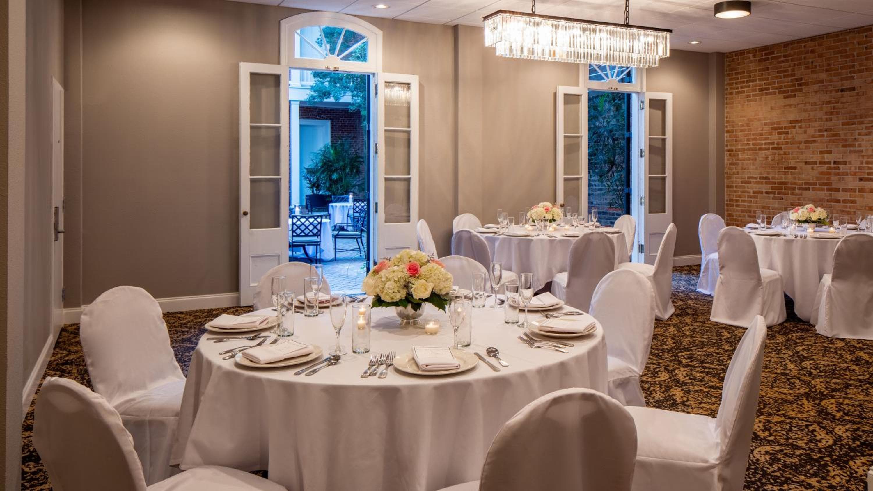 Holiday Inn Hotel French Quarter-Chateau Lemoyne by IHG