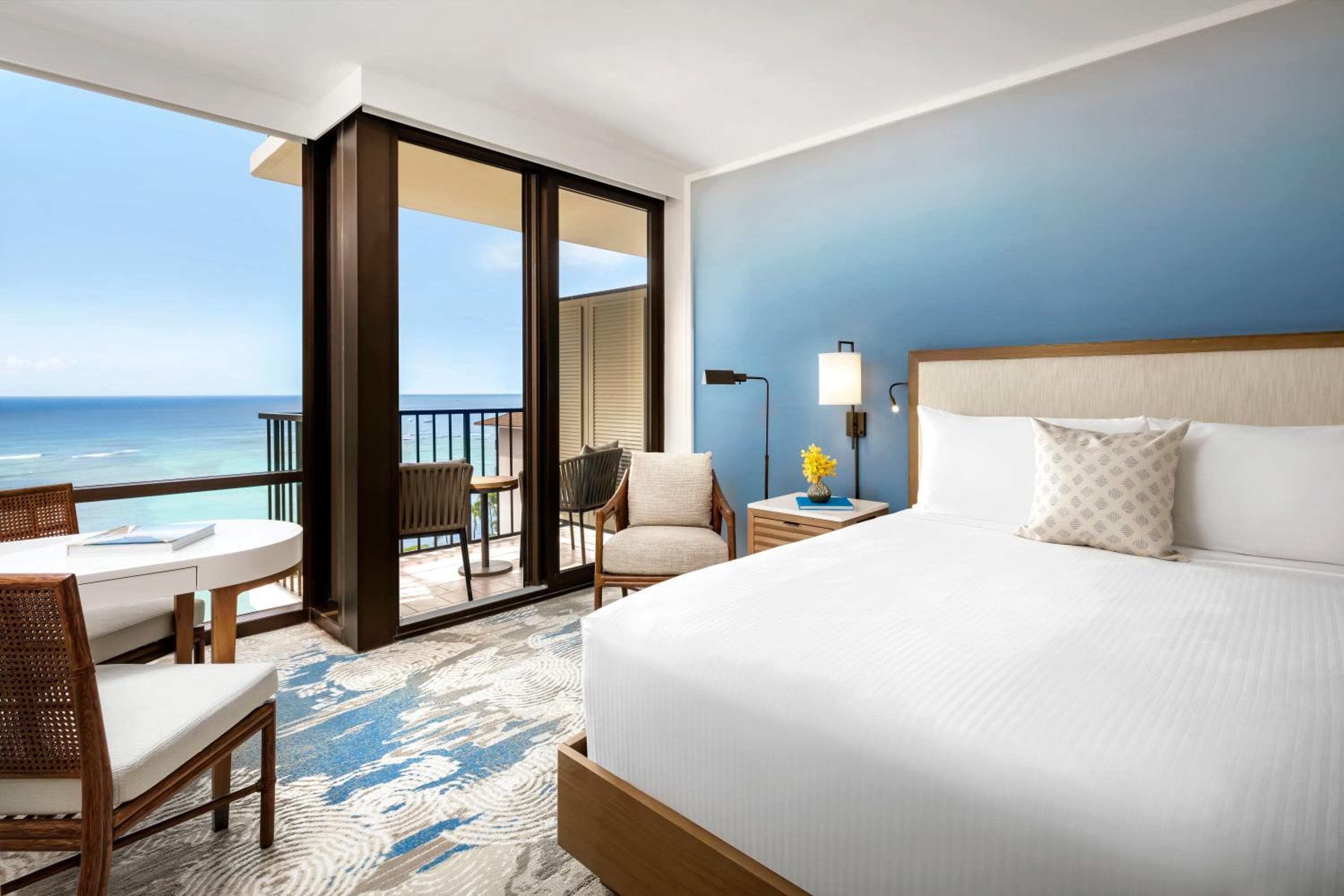 Halepuna Waikiki by Halekulani - NO RESORT FEE