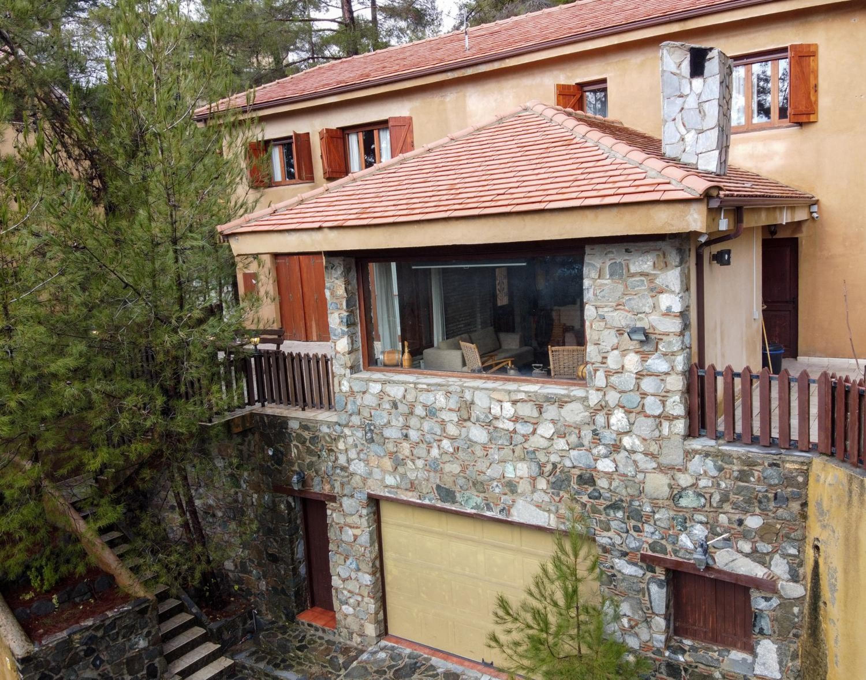 Kardama HideAway