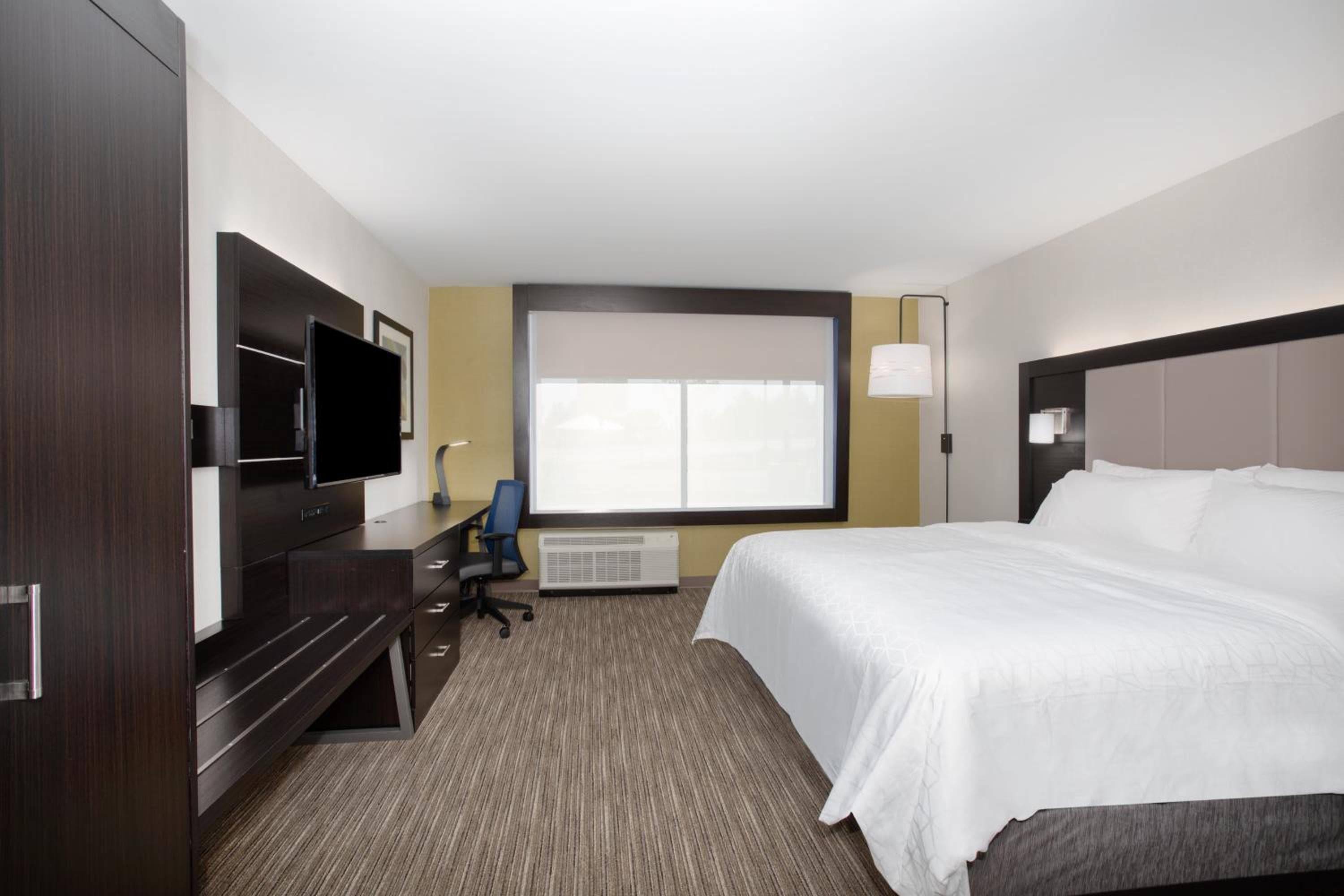Holiday Inn Express & Suites - Ely by IHG
