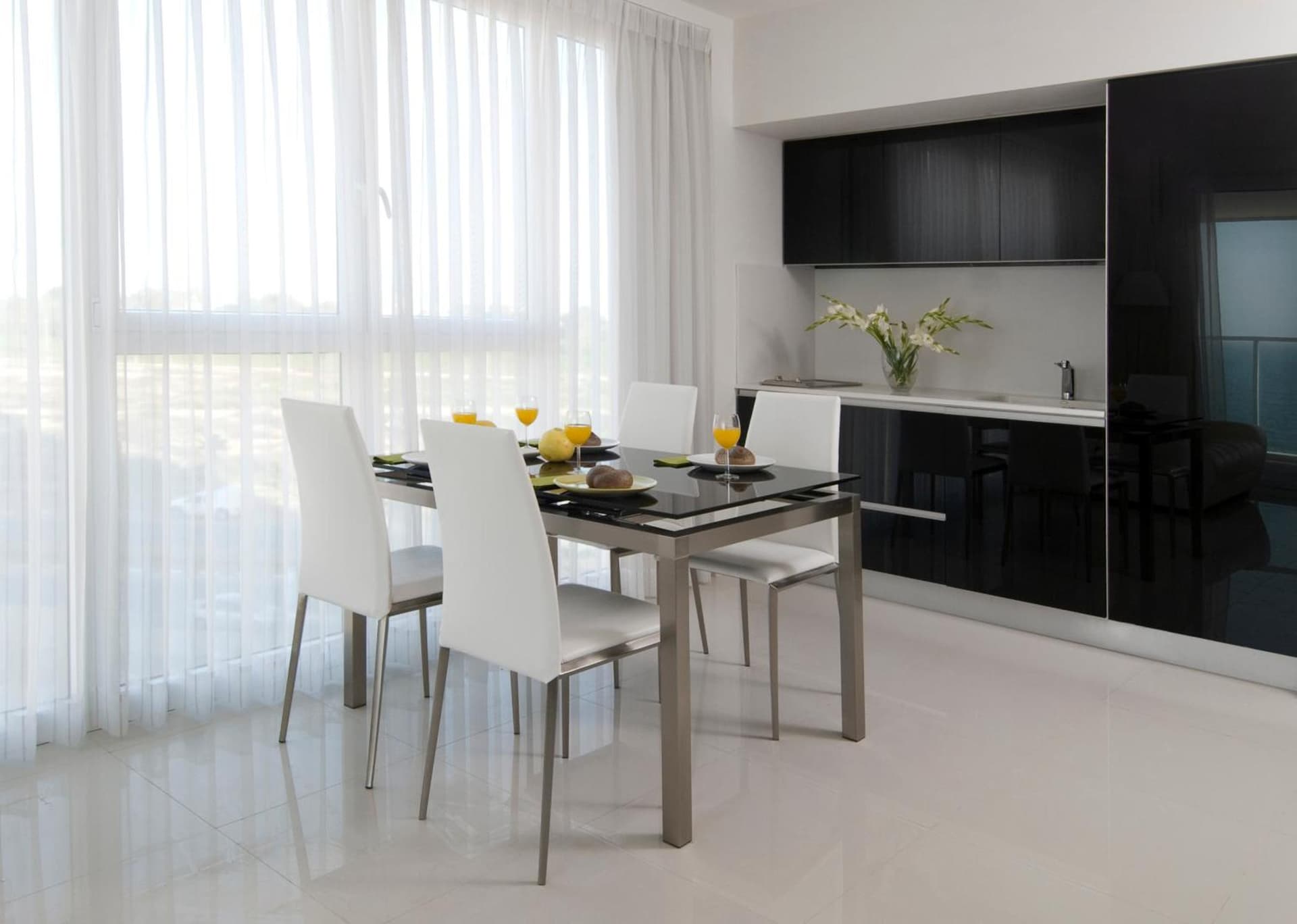 Island Luxurious Suites Hotel and Spa