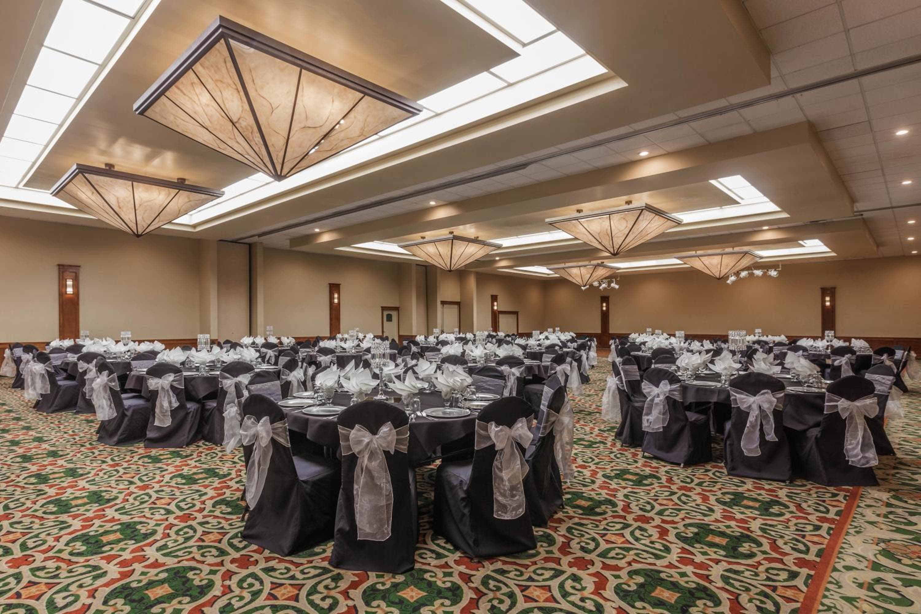 Wyndham Visalia
