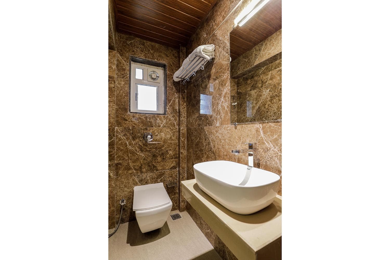 FabHotel Ratna Mahal