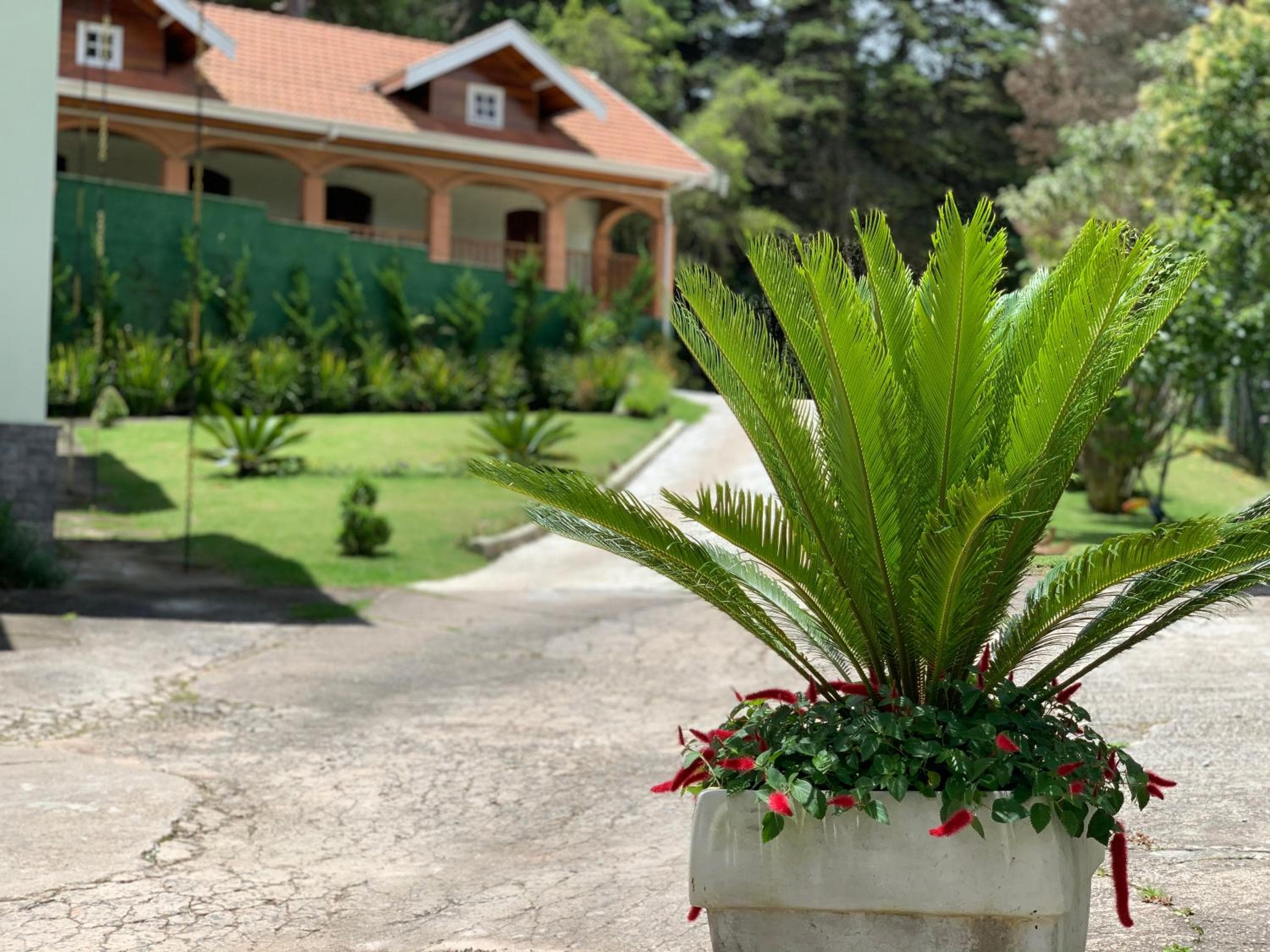 Pousada Vila Floratta by Concavus