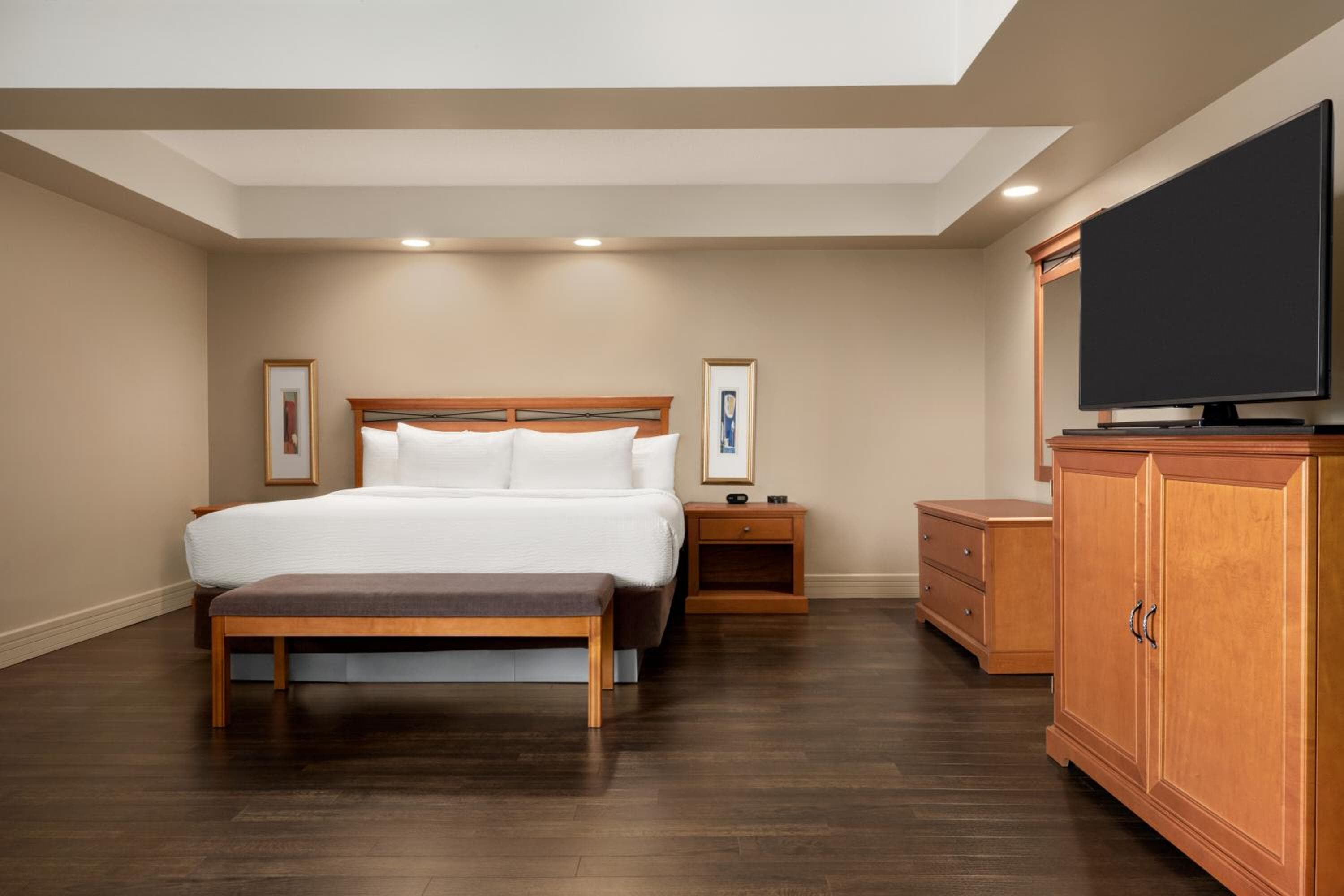 Grand Hotel & Conference Centre Calgary Airport, an Ascend Collection Hotel