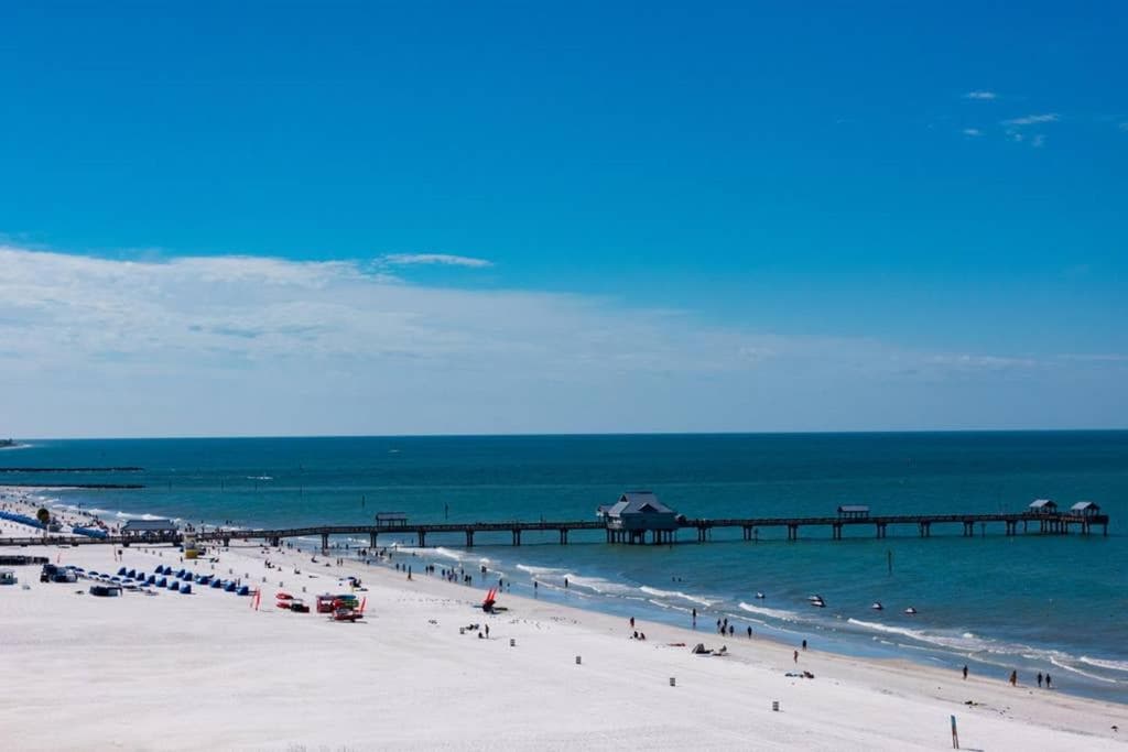 WFH Away from Home! FREE Wi-Fi and Parking, 4mi to Clearwater Beach