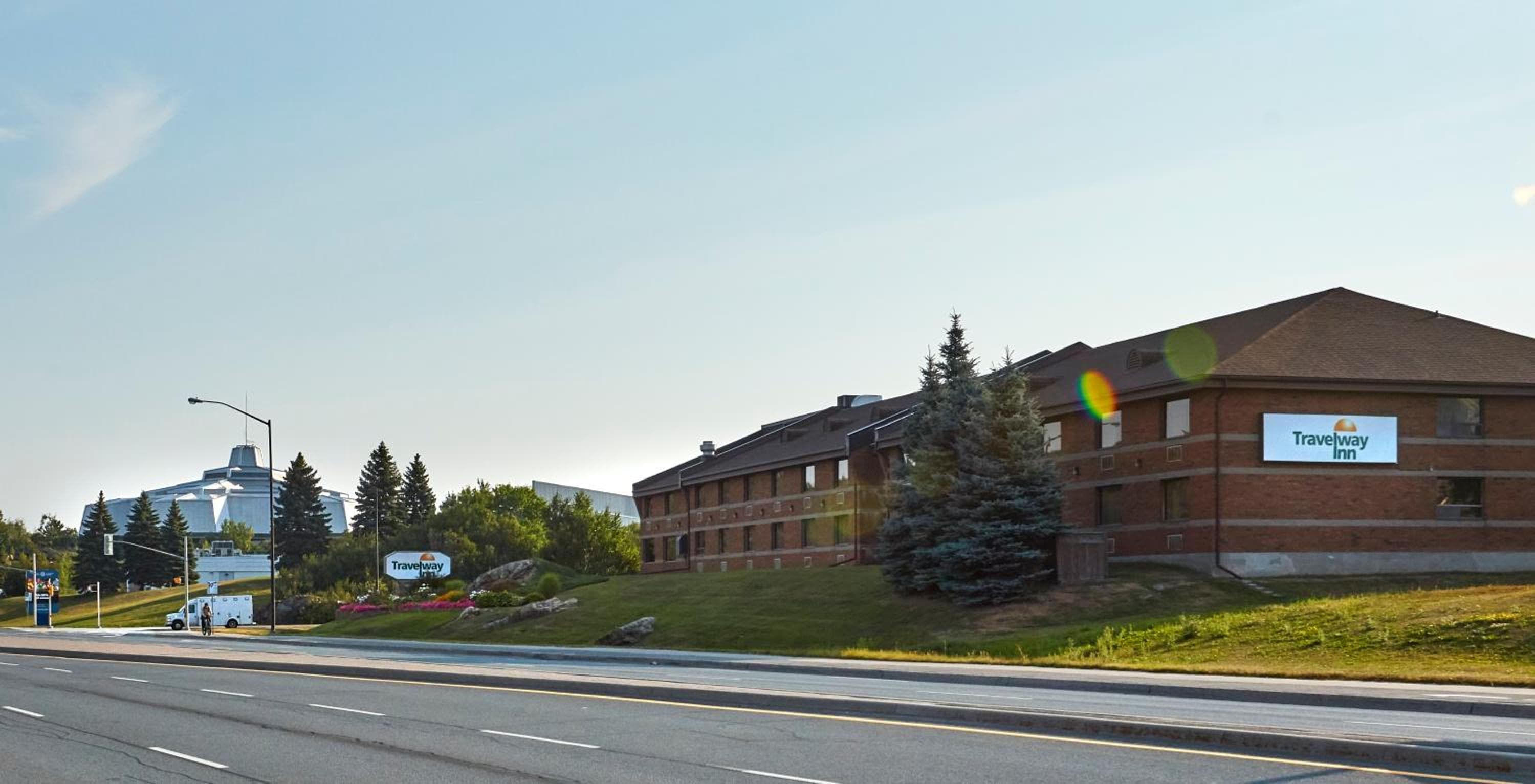 Travelway Inn Sudbury