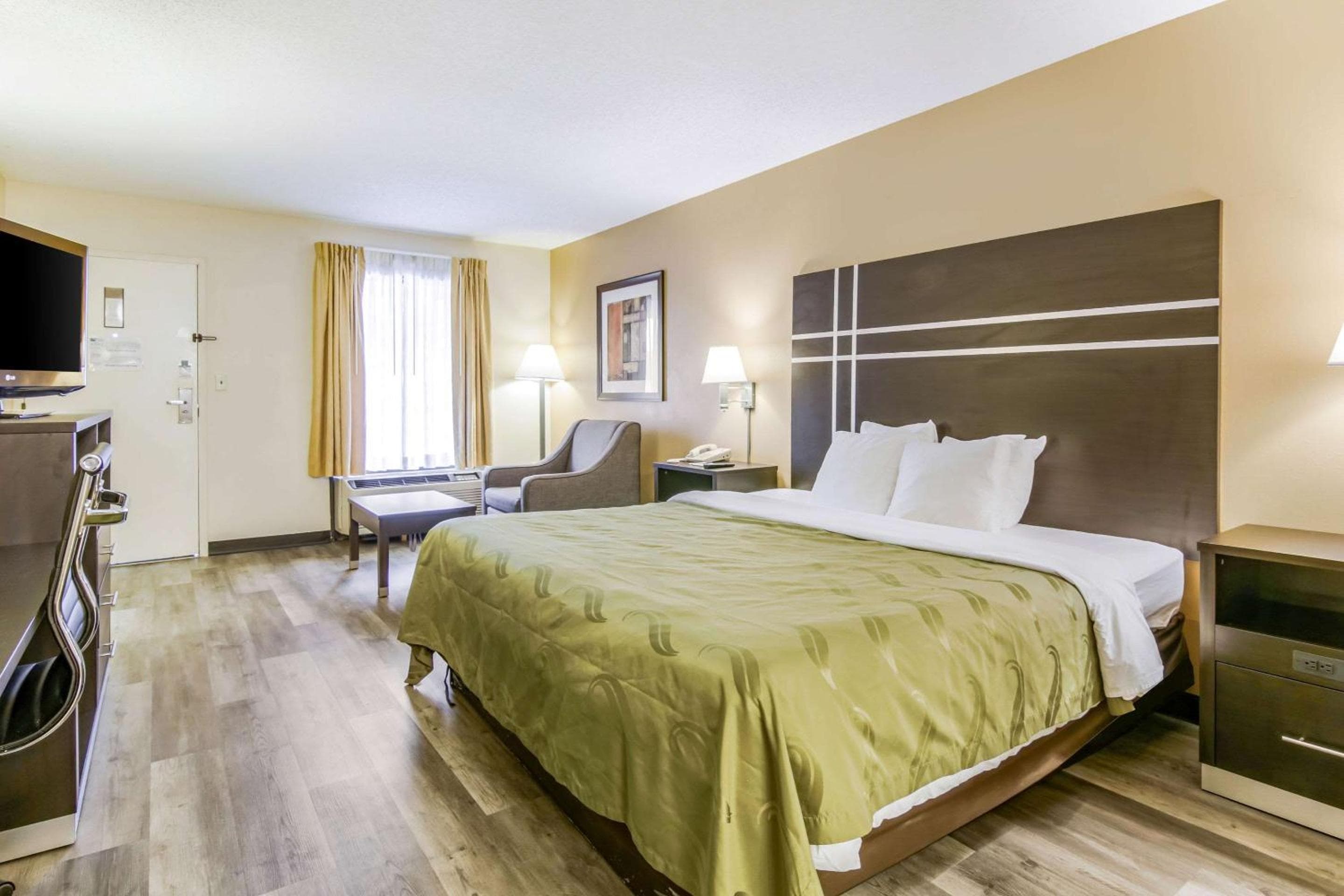 Quality Inn Stone Mountain