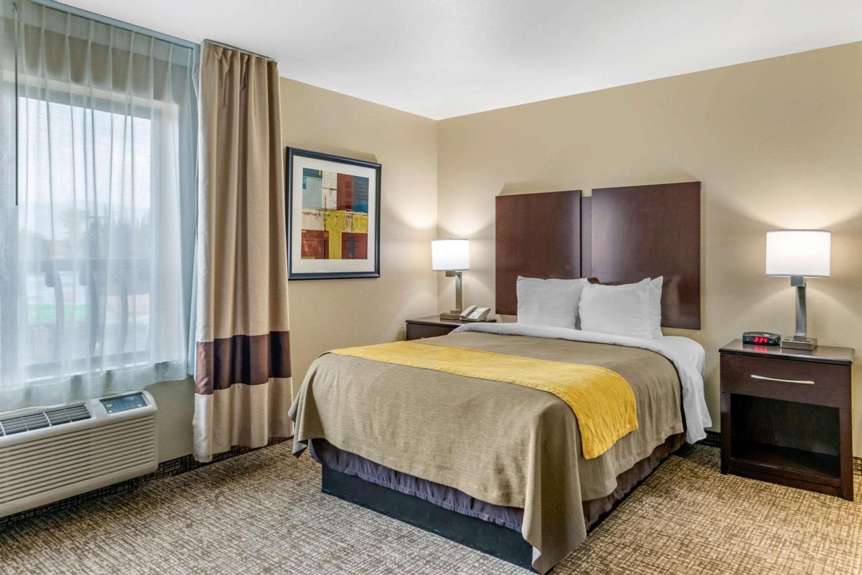 Comfort Inn & Suites San Bernardino
