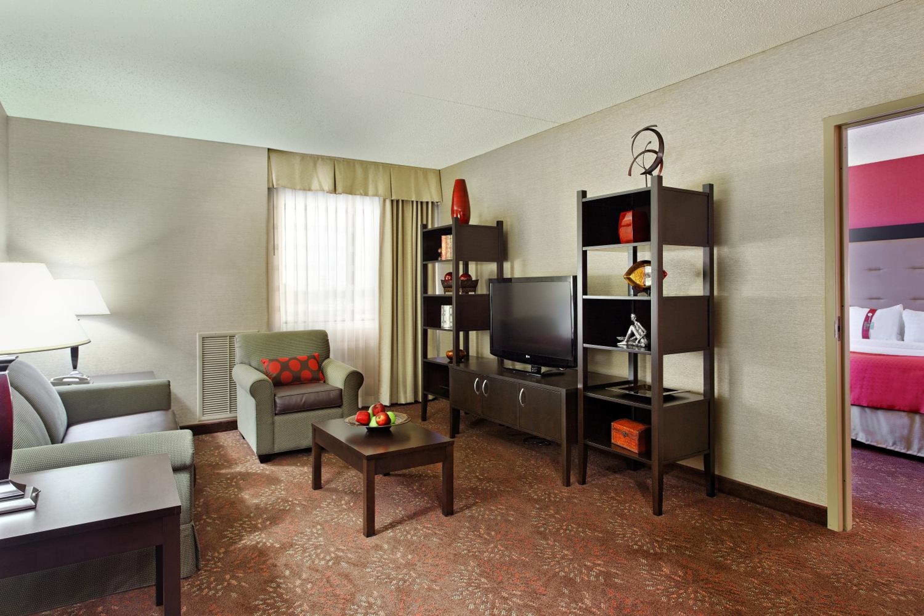 Holiday Inn Cincinnati Airport by IHG
