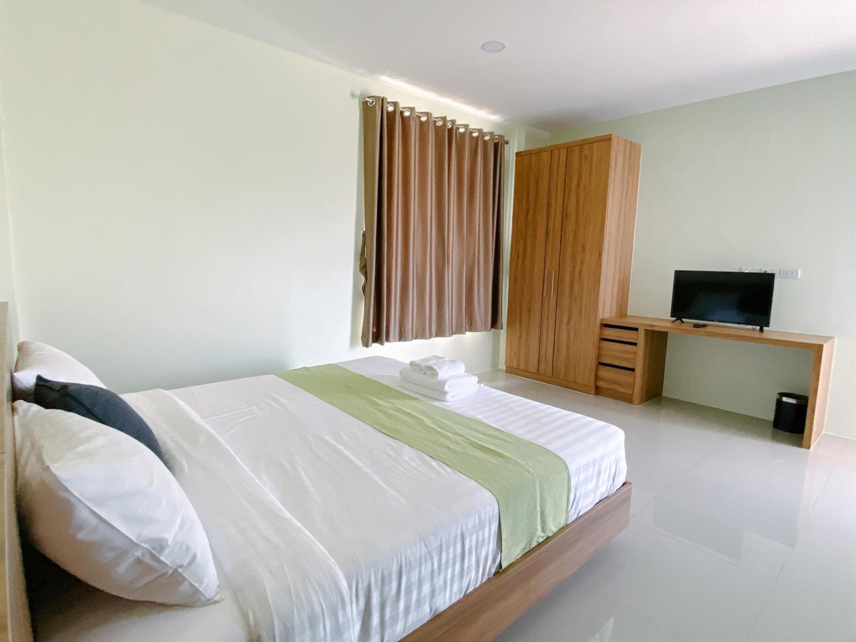 Nai Yang Residence