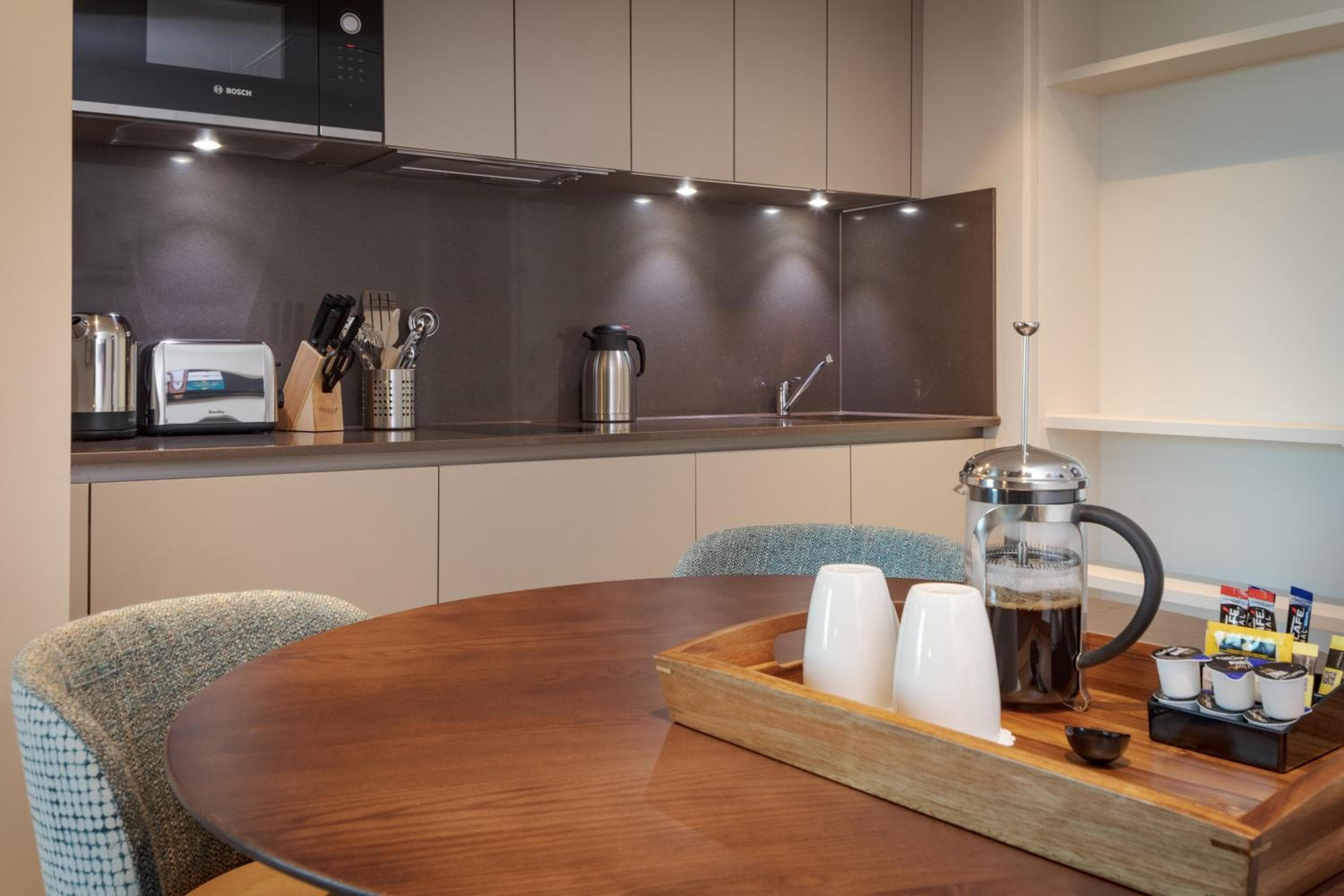 Staybridge Suites London Heathrow - Bath Road by IHG