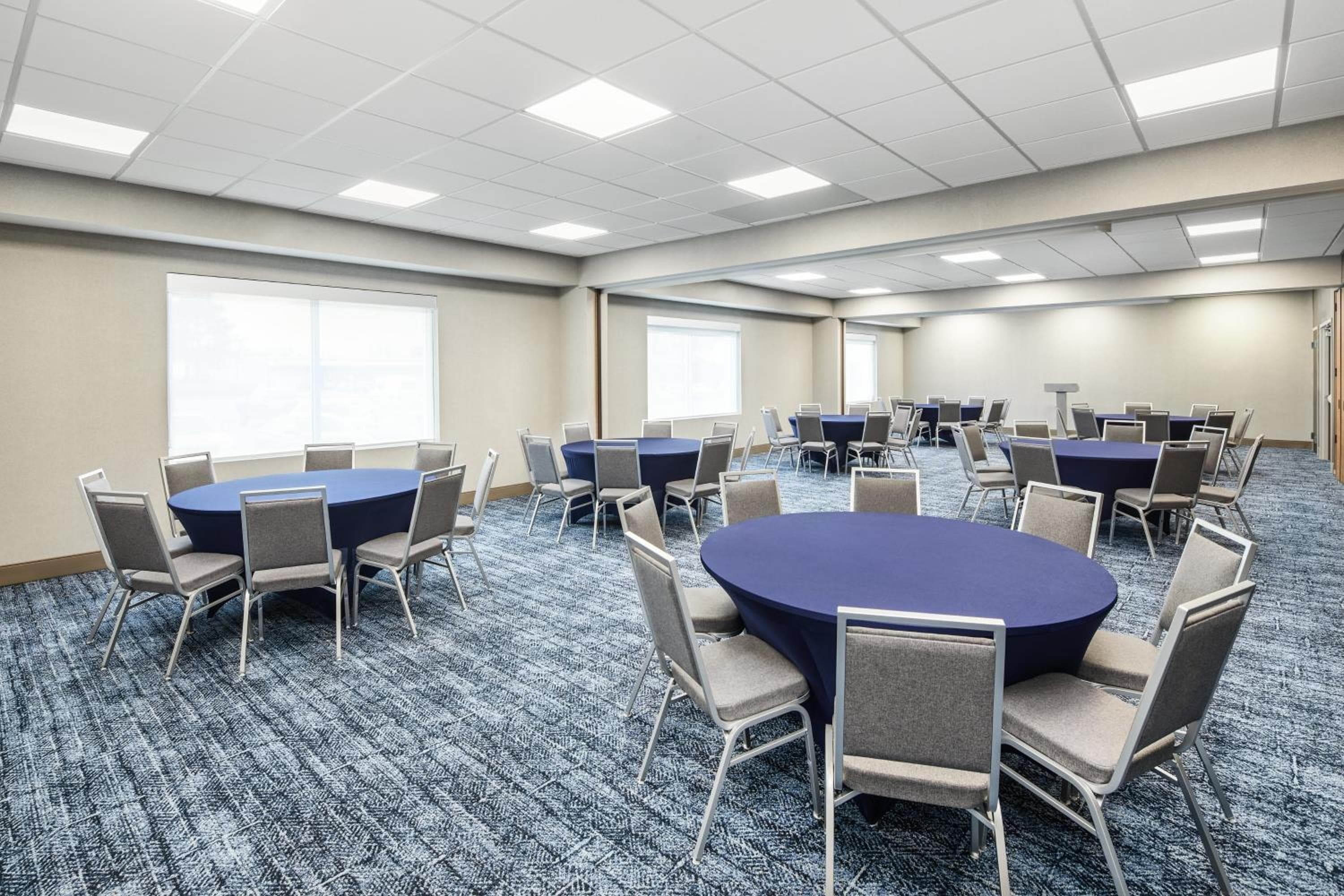 Holiday Inn Express Richmond - Midtown by IHG