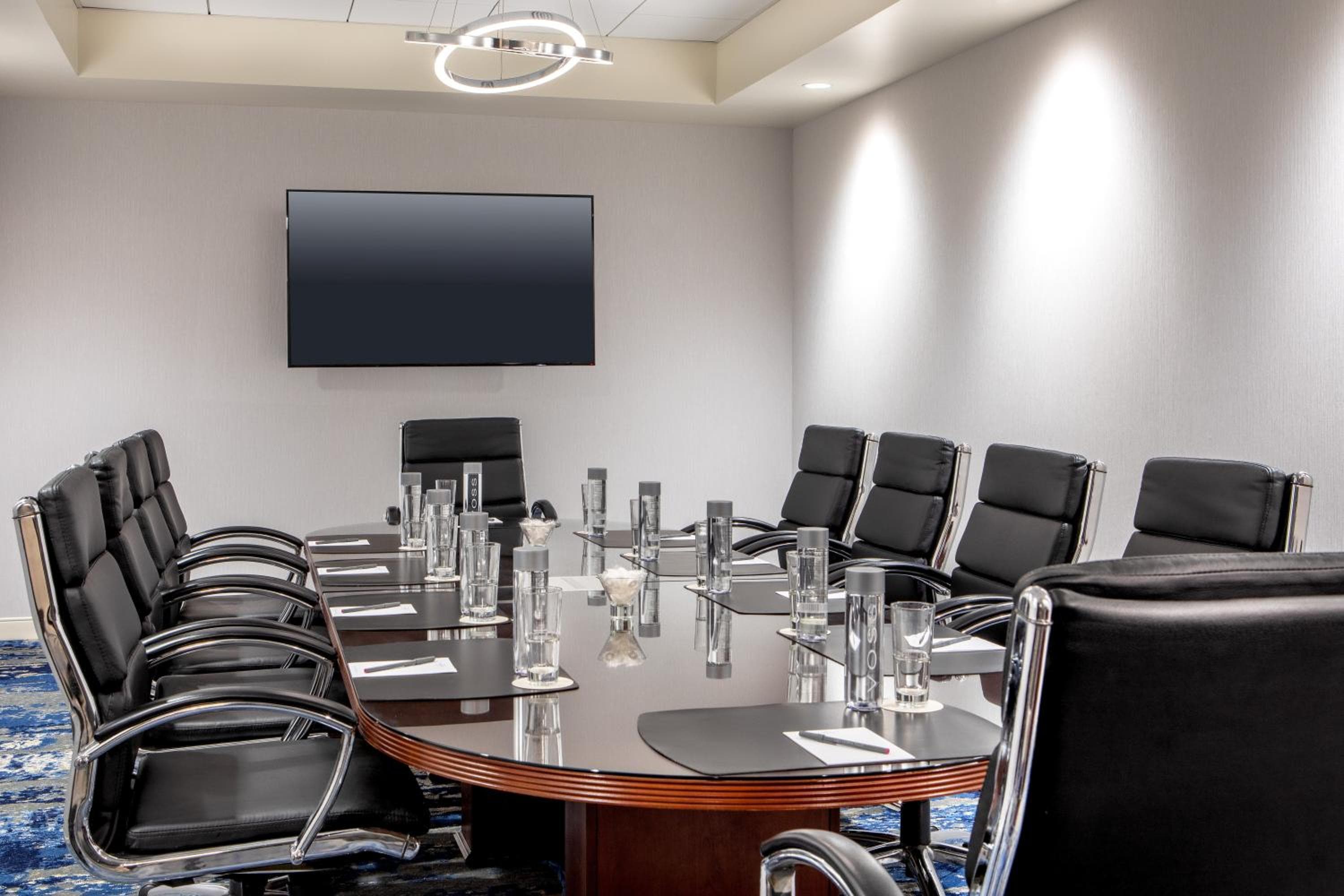 Crowne Plaza Boston - Woburn by IHG