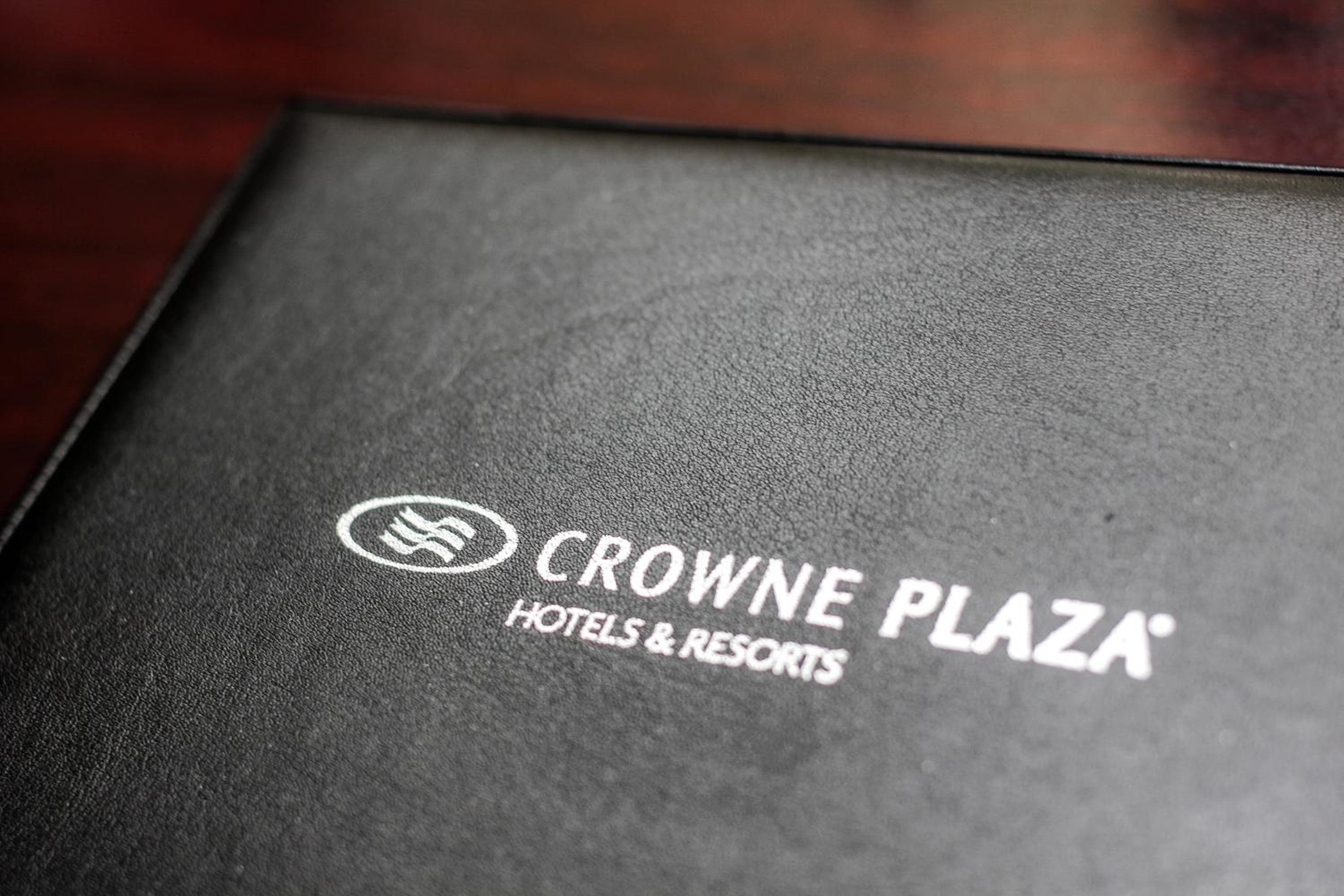 Crowne Plaza Cleveland Airport by IHG