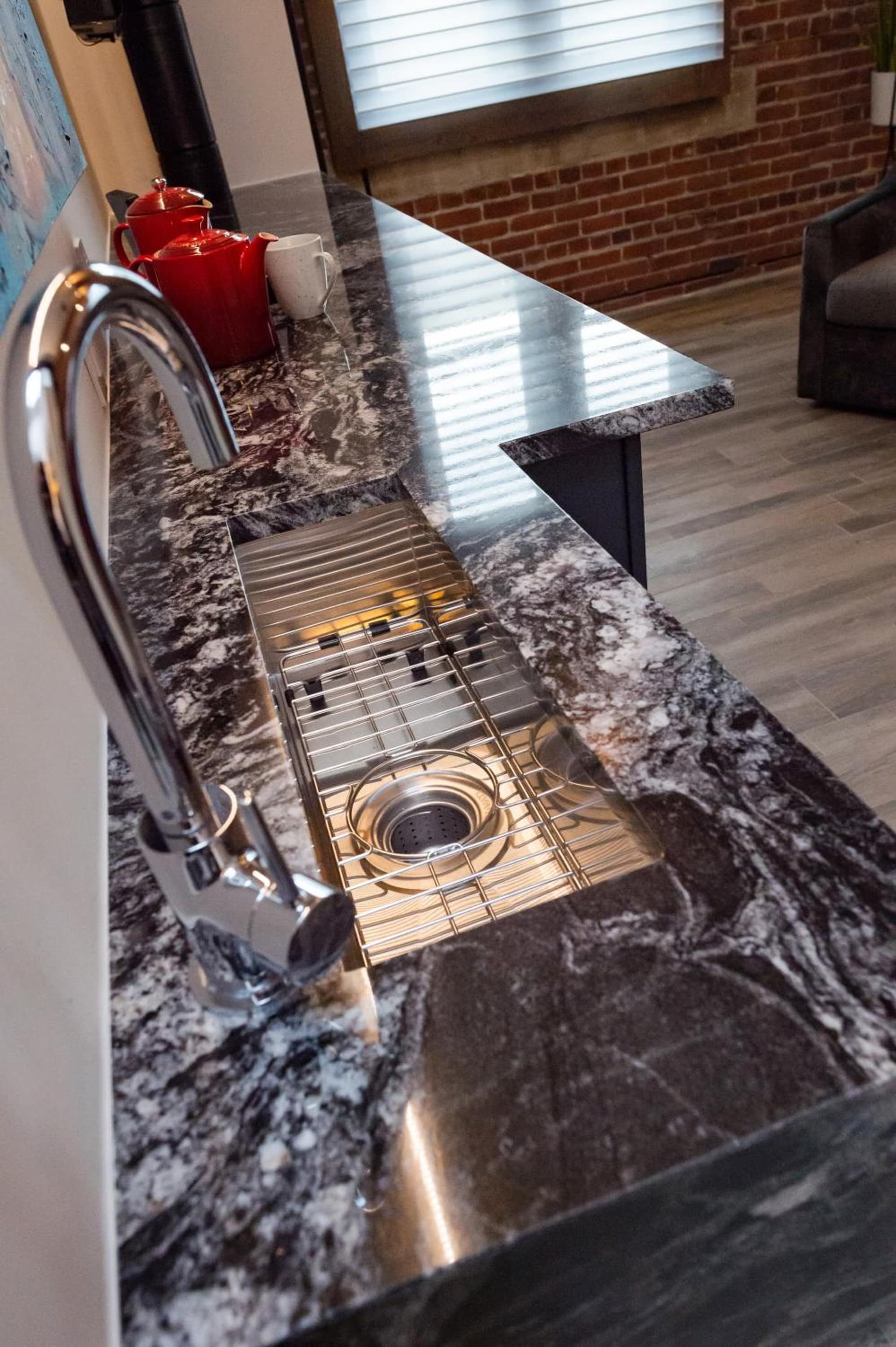 48 King West Boutique Hotel