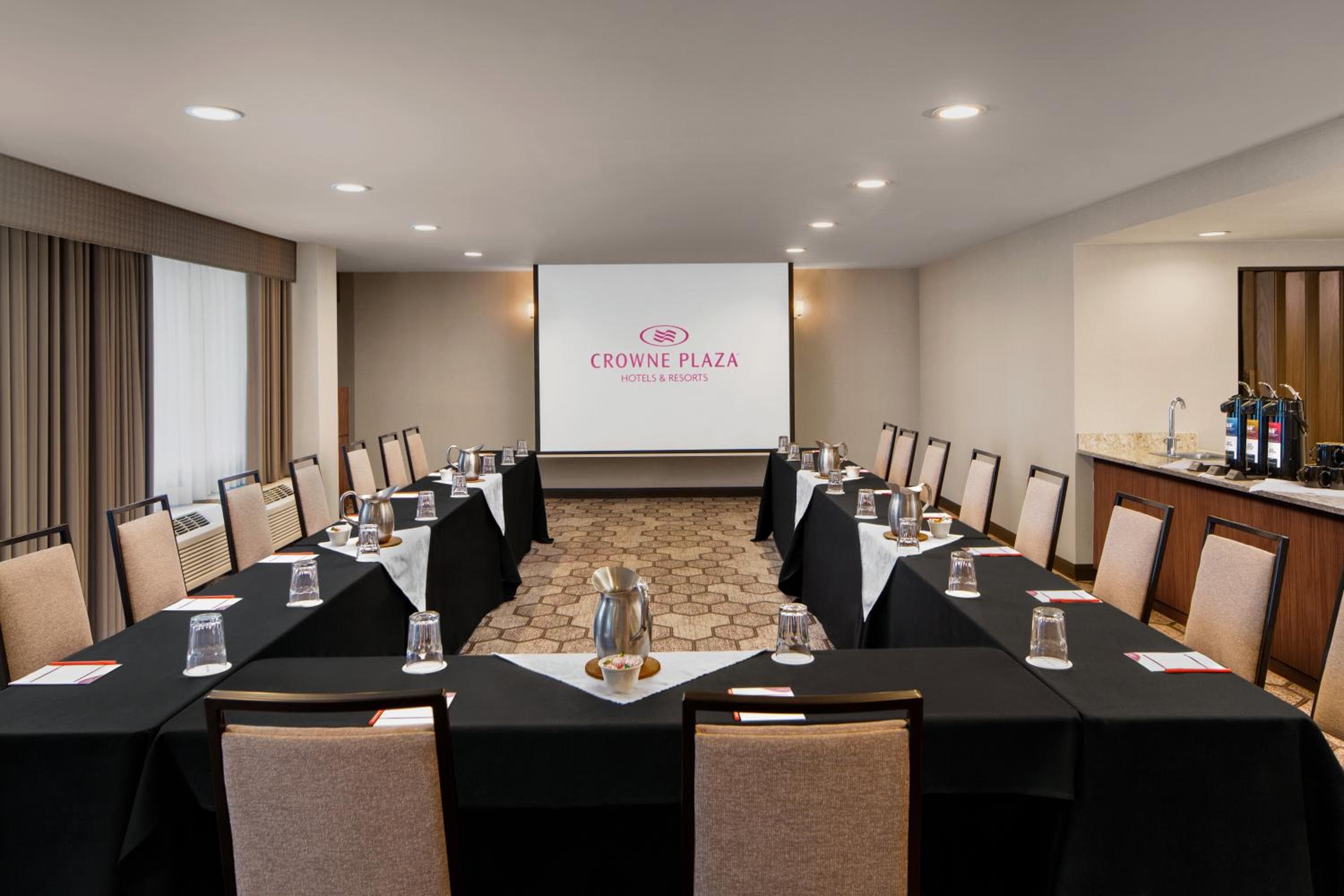 AC Hotel by Marriott Portland Lake Oswego
