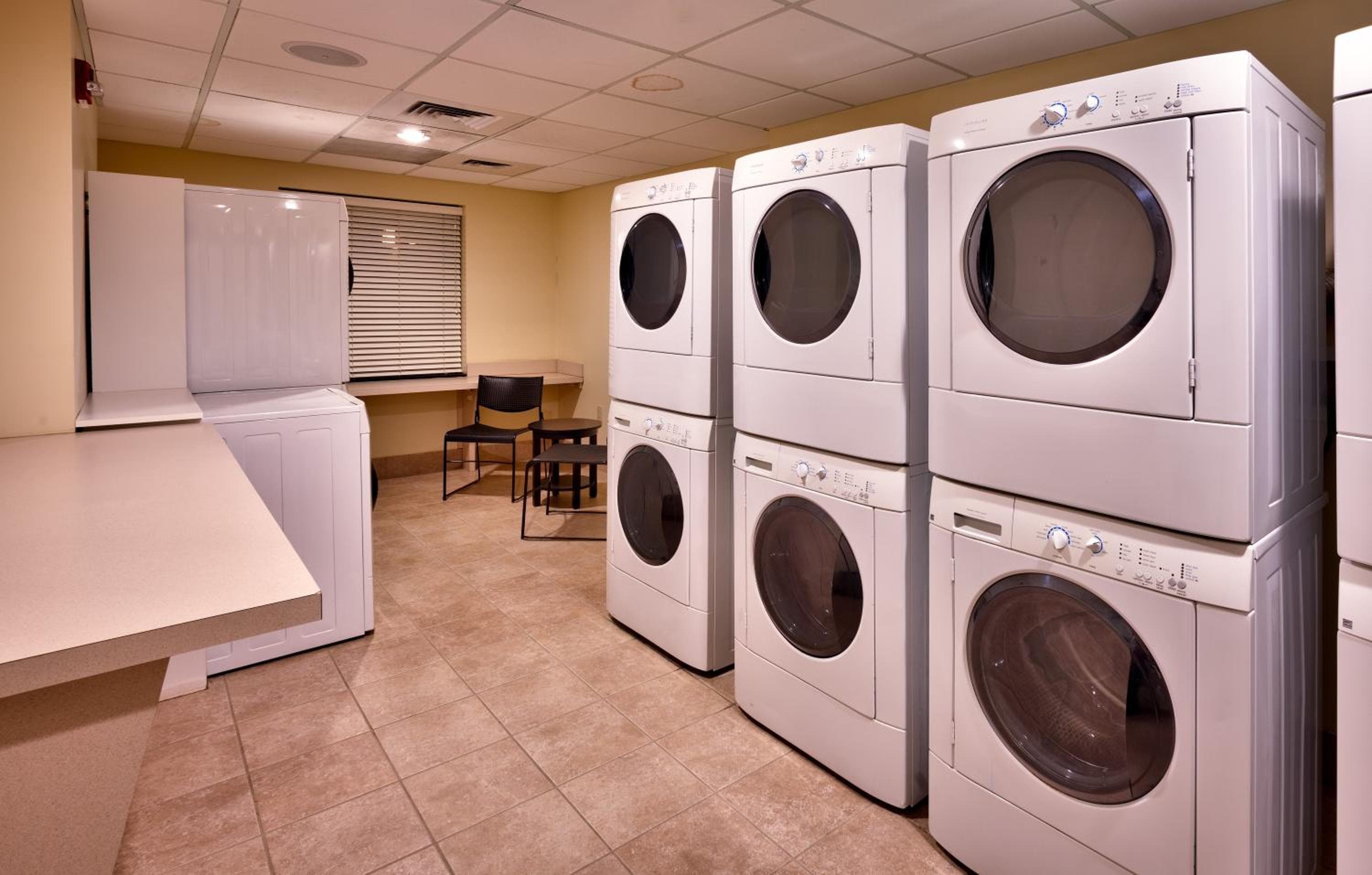Staybridge Suites Omaha 80th and Dodge by IHG