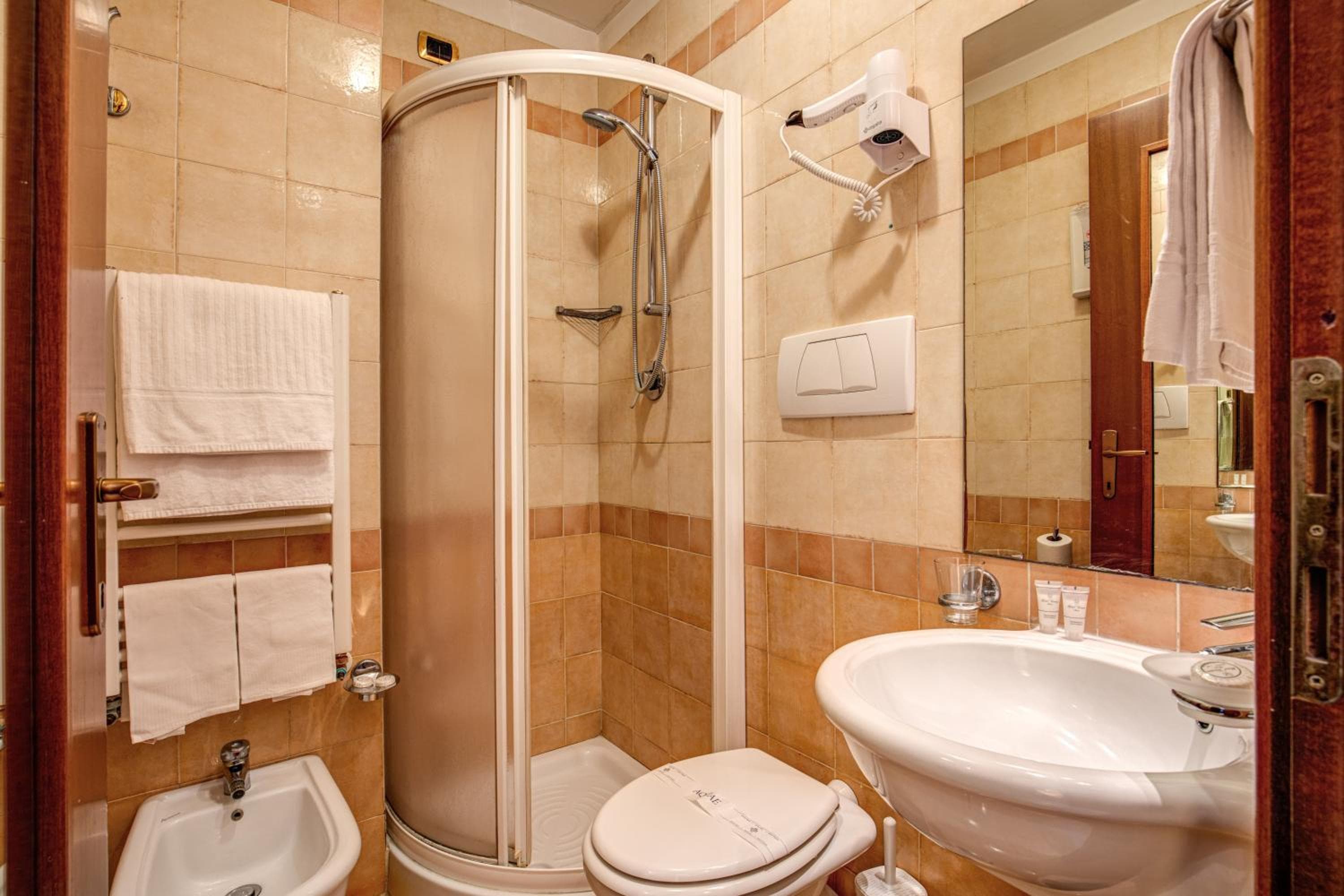 Hotel Verona Rome