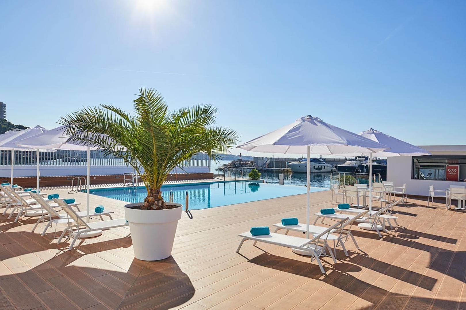 Calanova Sports Residence
