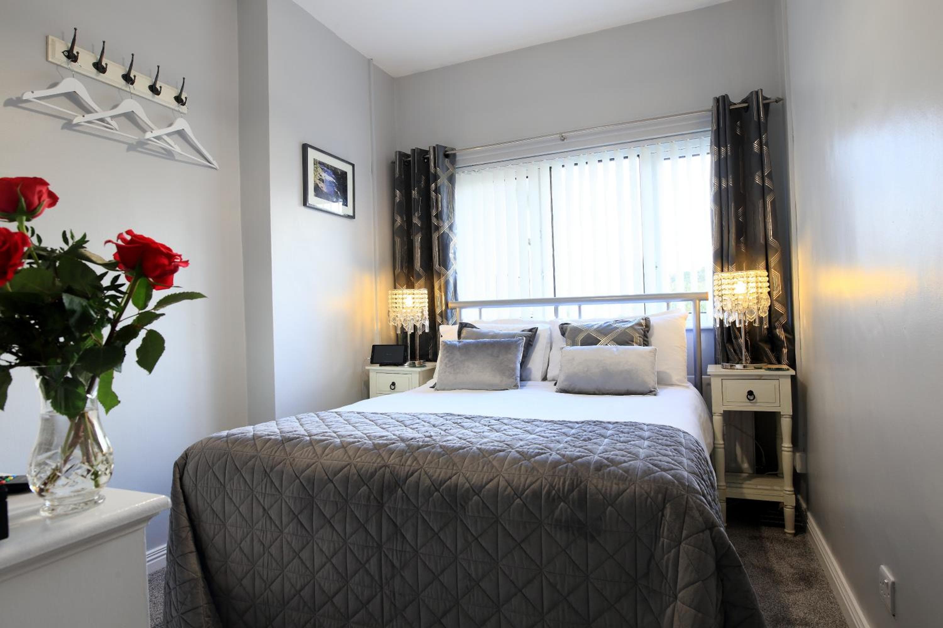 Elagh View Bed & Breakfast
