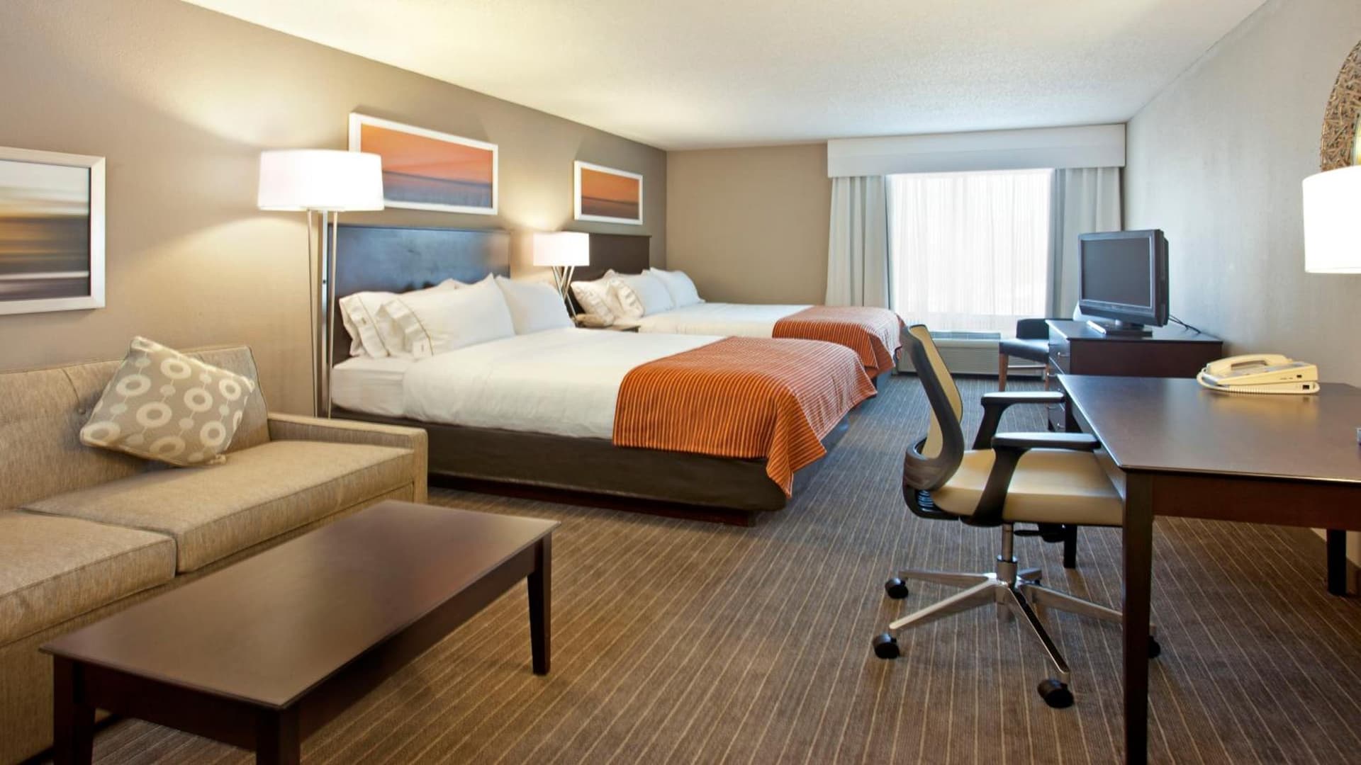 Holiday Inn Express Hotel & Suites Minneapolis - Minnetonka by IHG
