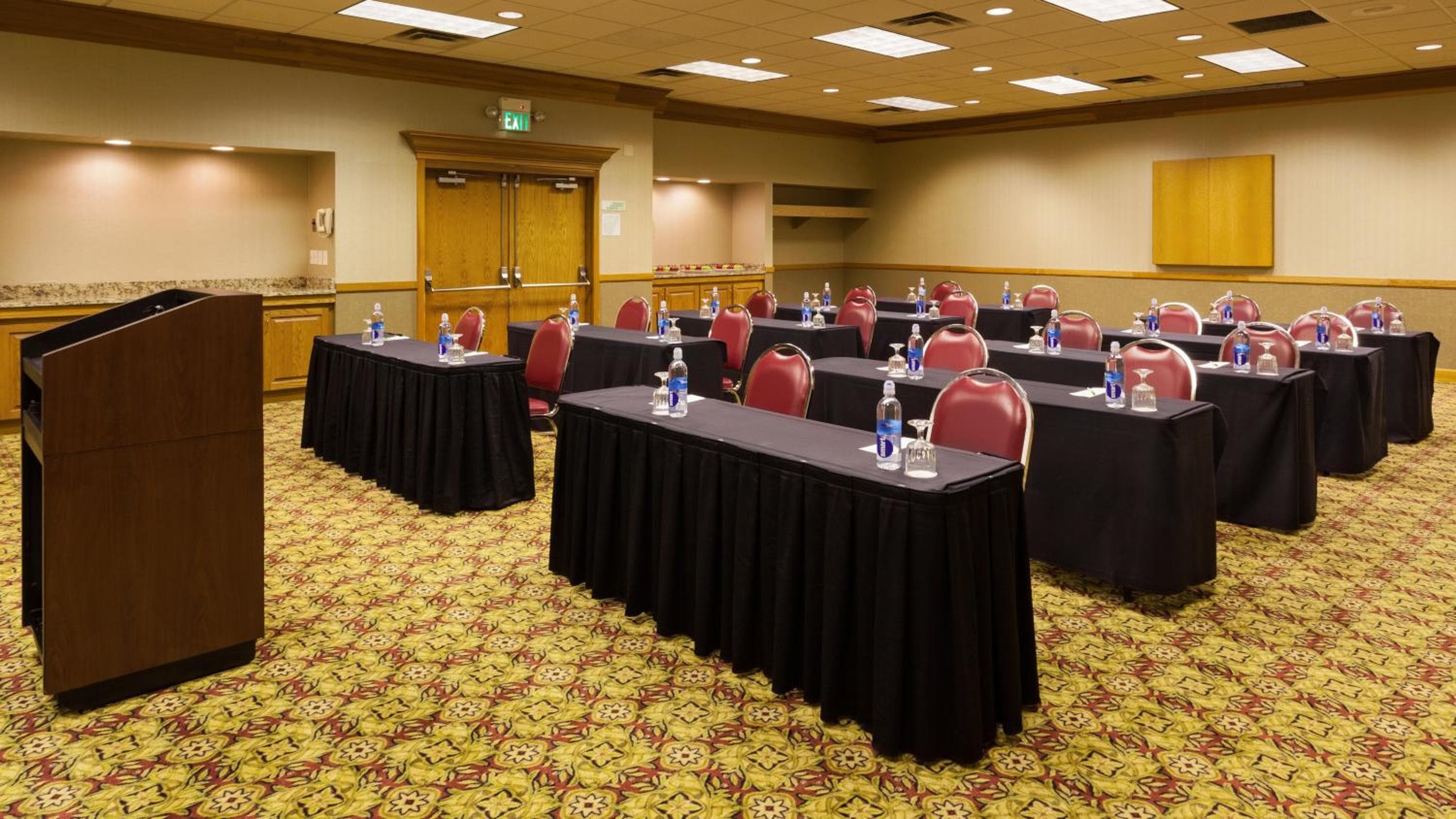 Holiday Inn Cincinnati Airport by IHG