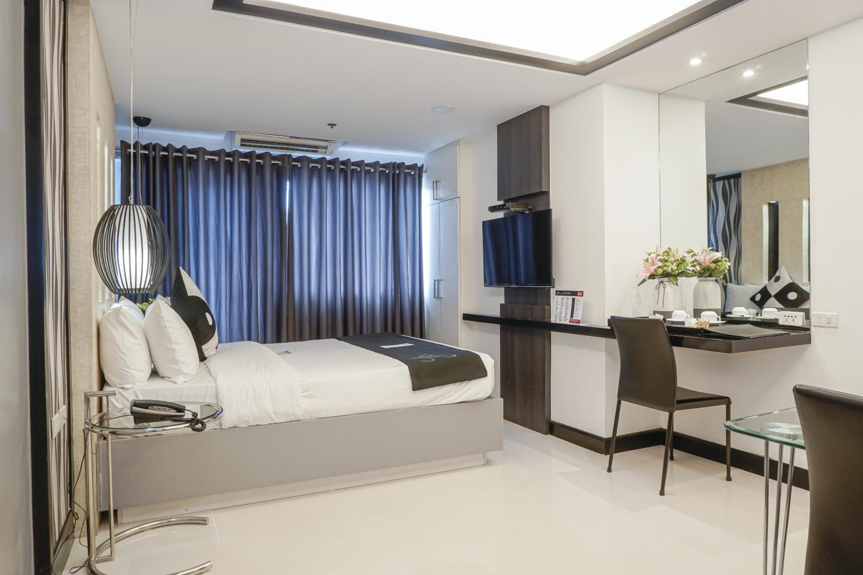 Y2 Residence Hotel Managed by HII