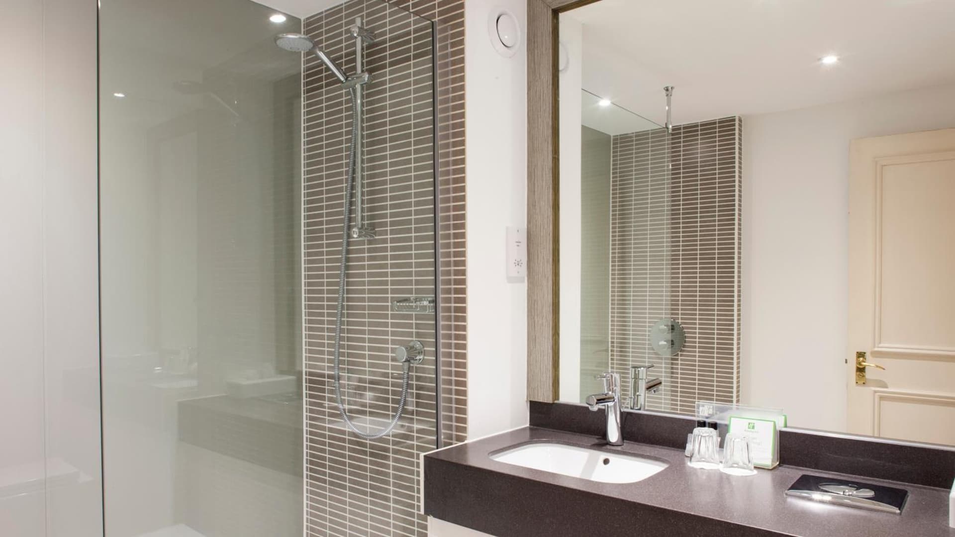 Holiday Inn Chester South by IHG