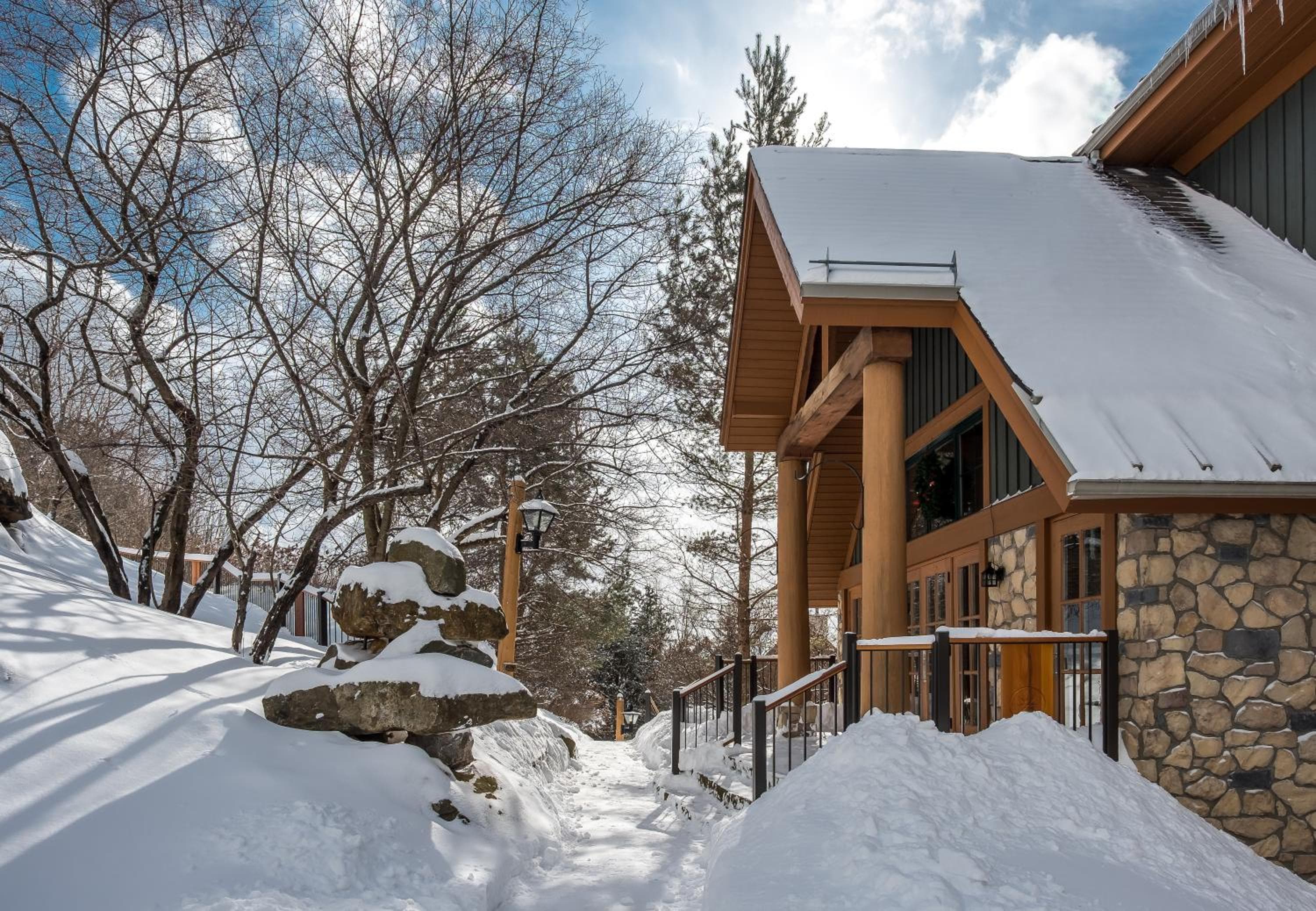 Equinoxe by Tremblant Platinum