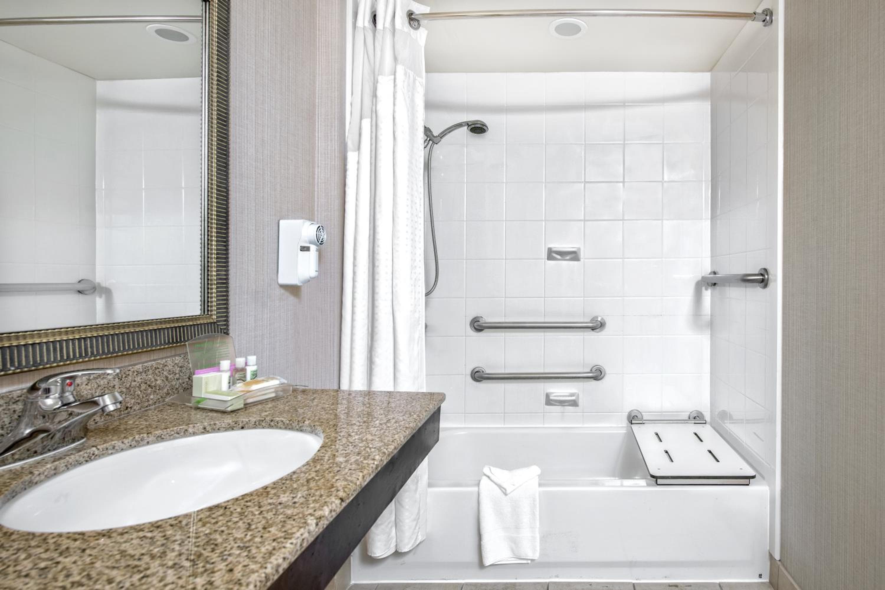 Kozy Hotel Dallas DFW Airport Area West