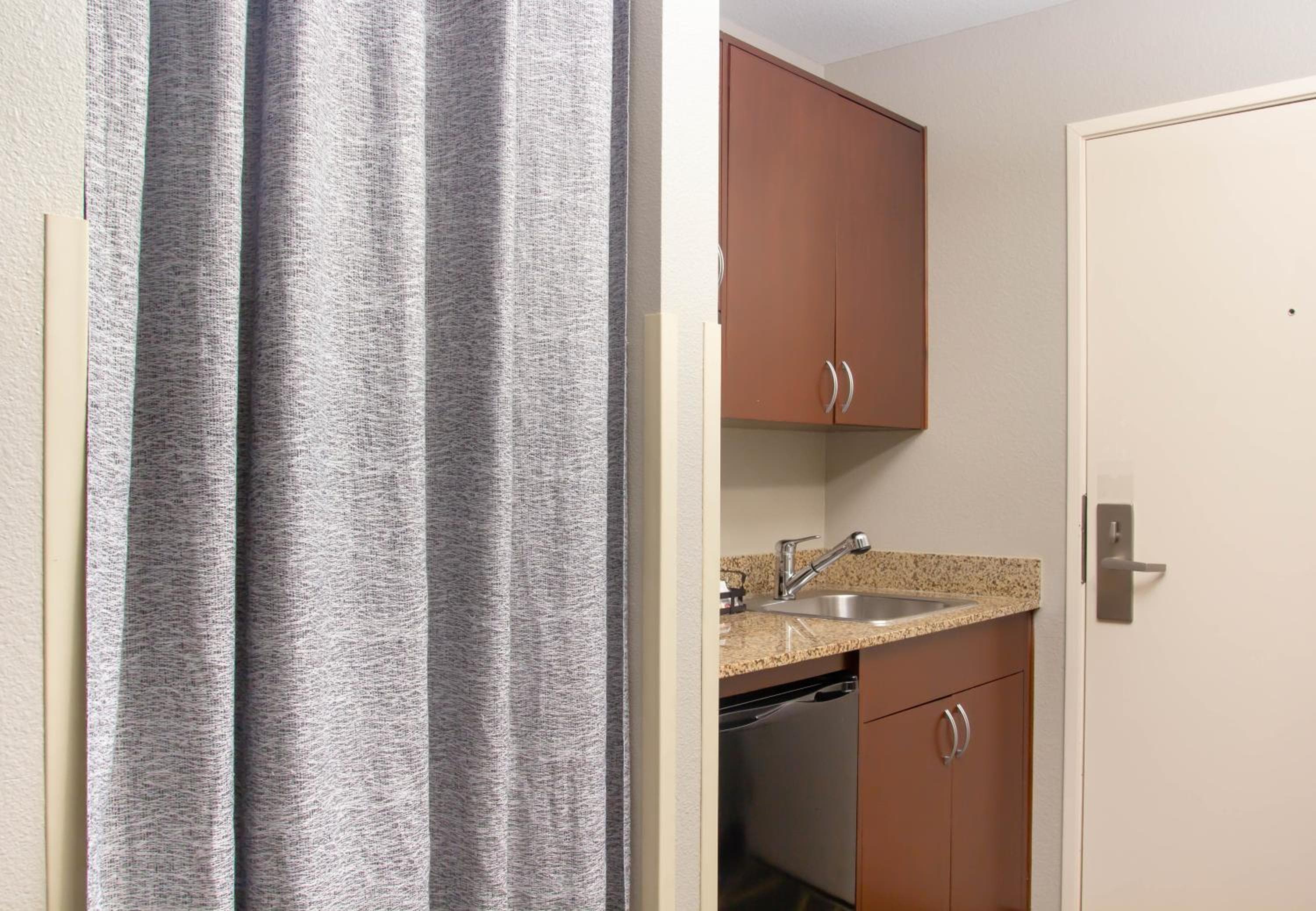 Belltown Inn