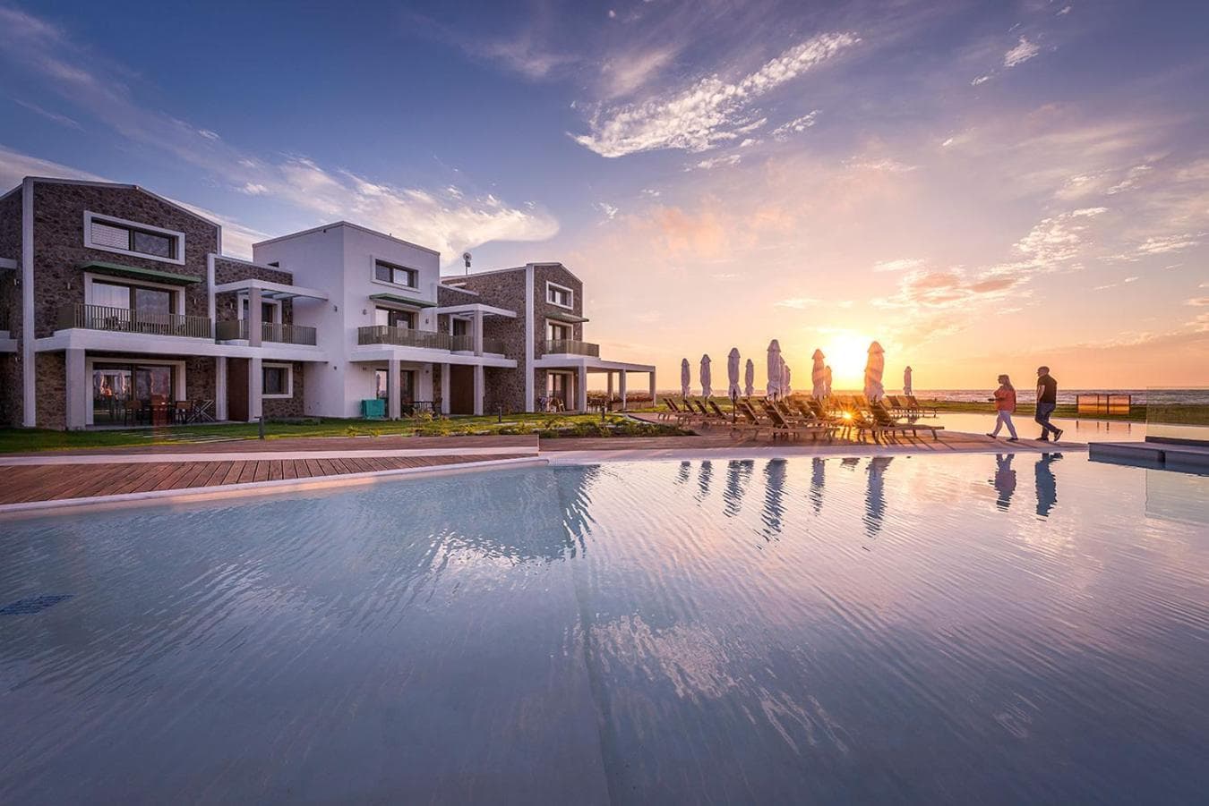 Thalassa Suites