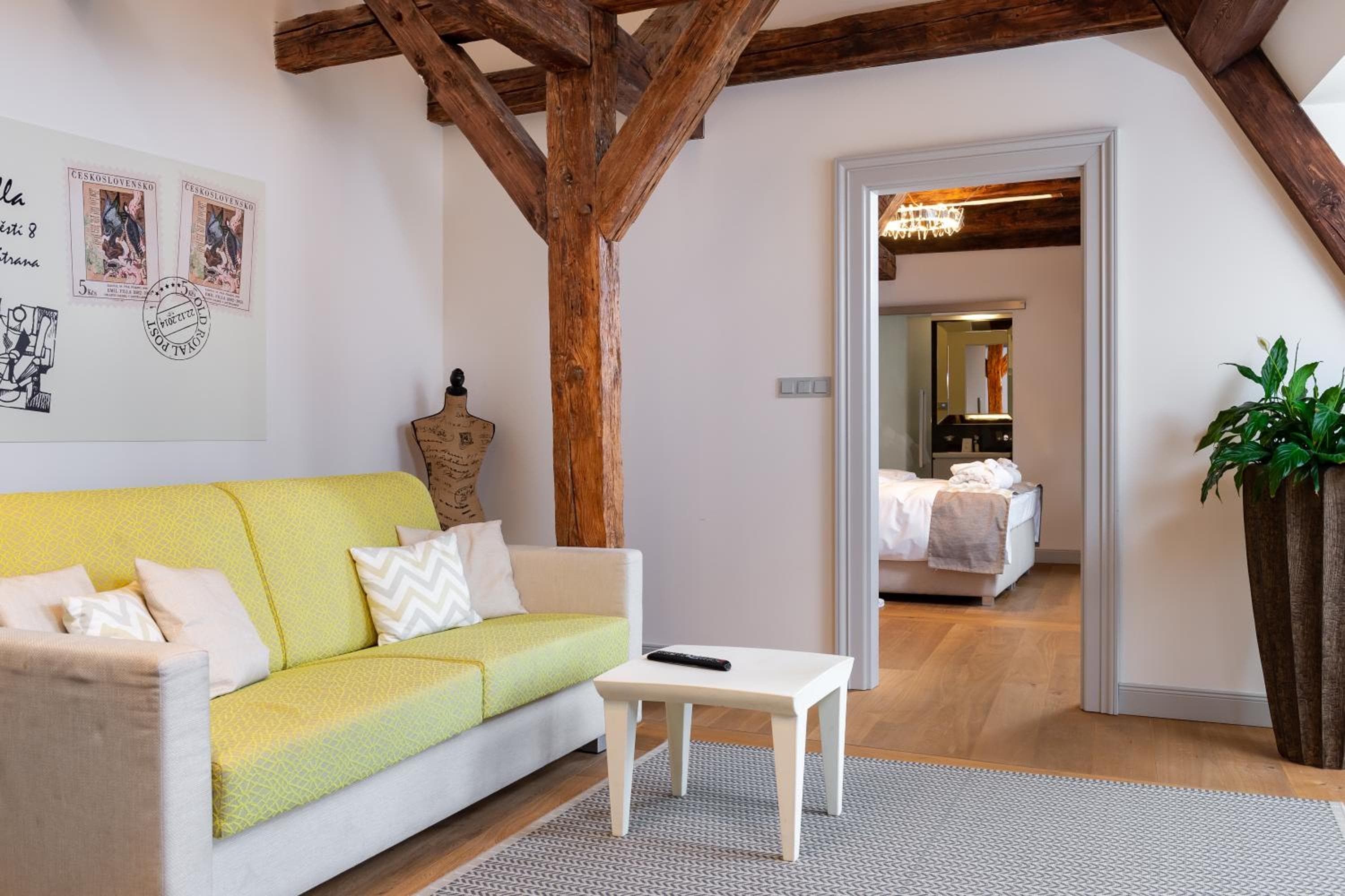 Old Royal Post Boutique Hotel & Premium Suites
