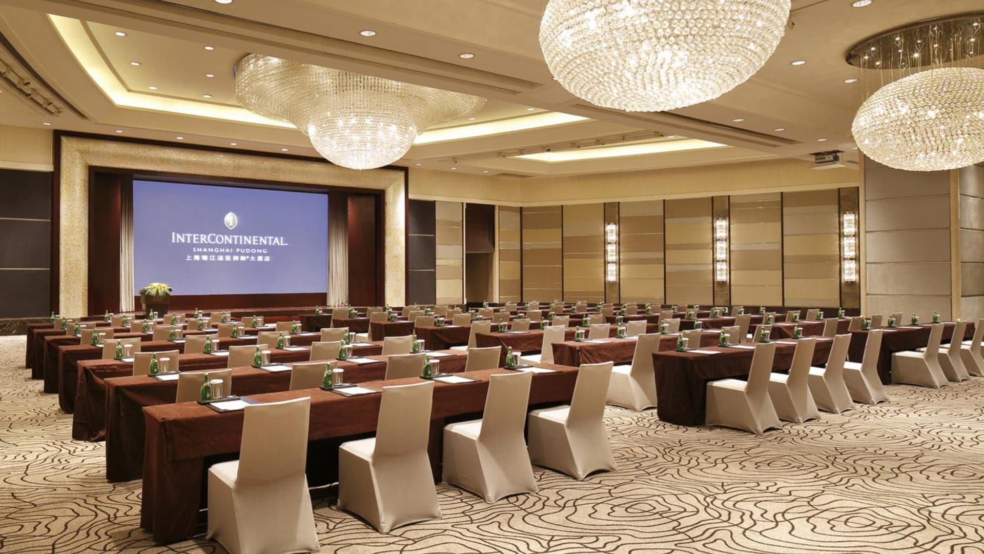InterContinental Shanghai Pudong by IHG