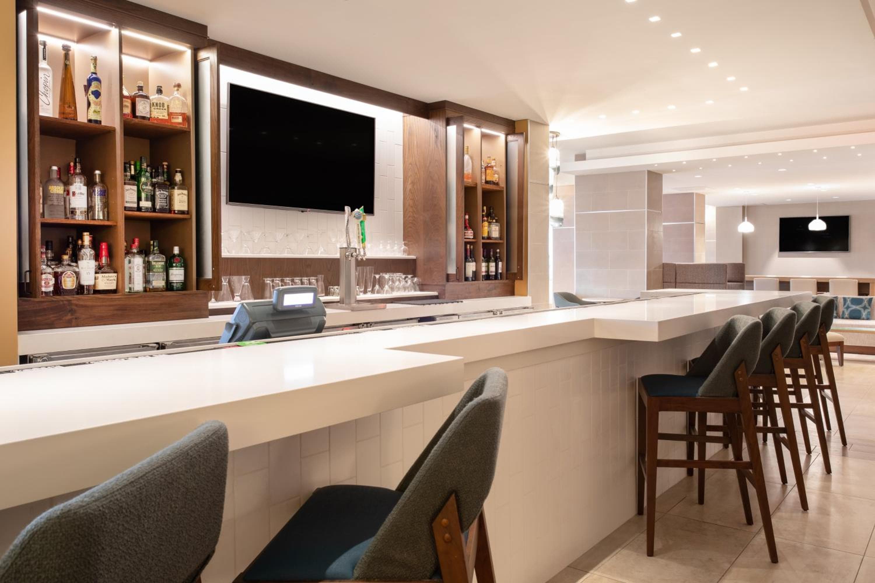 Holiday Inn Los Angeles - LAX Airport by IHG