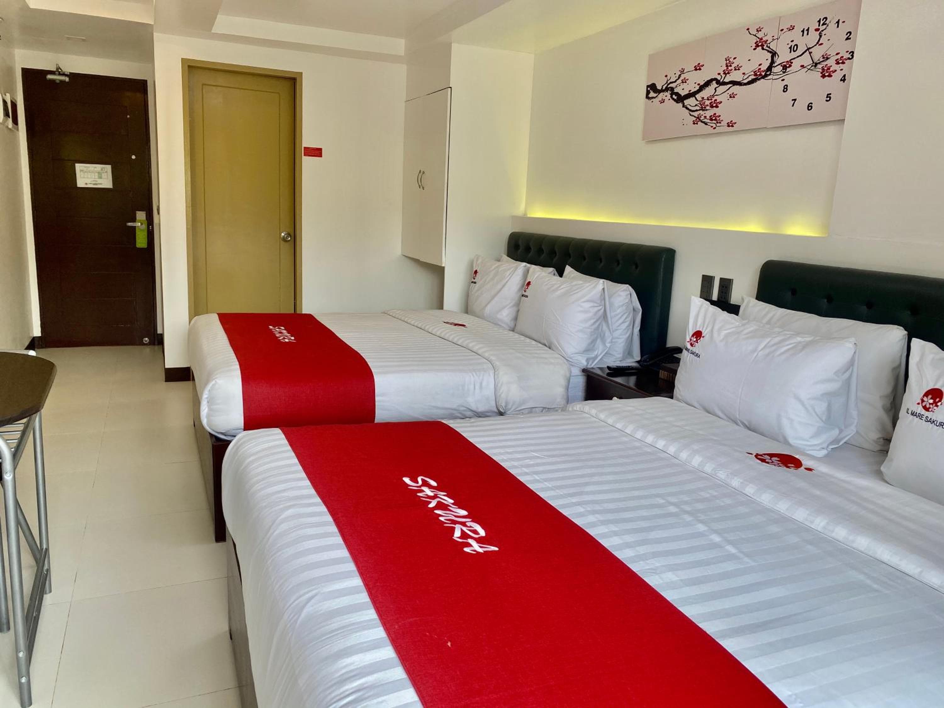 IL Mare Sakura Resort Boracay