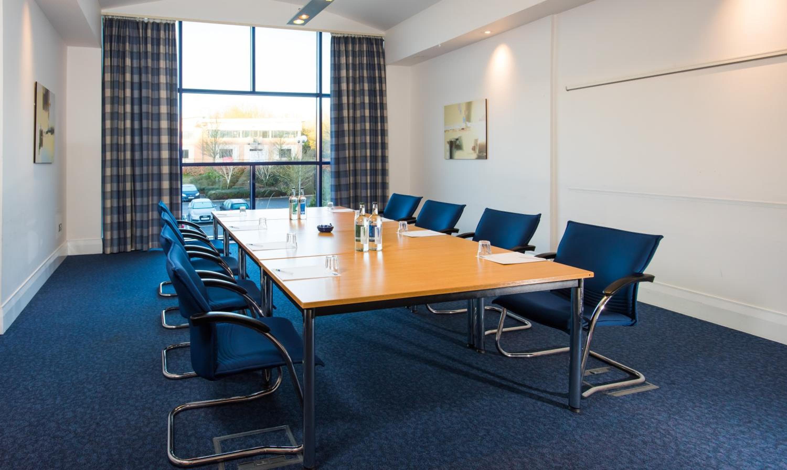 Holiday Inn Express Newport by IHG