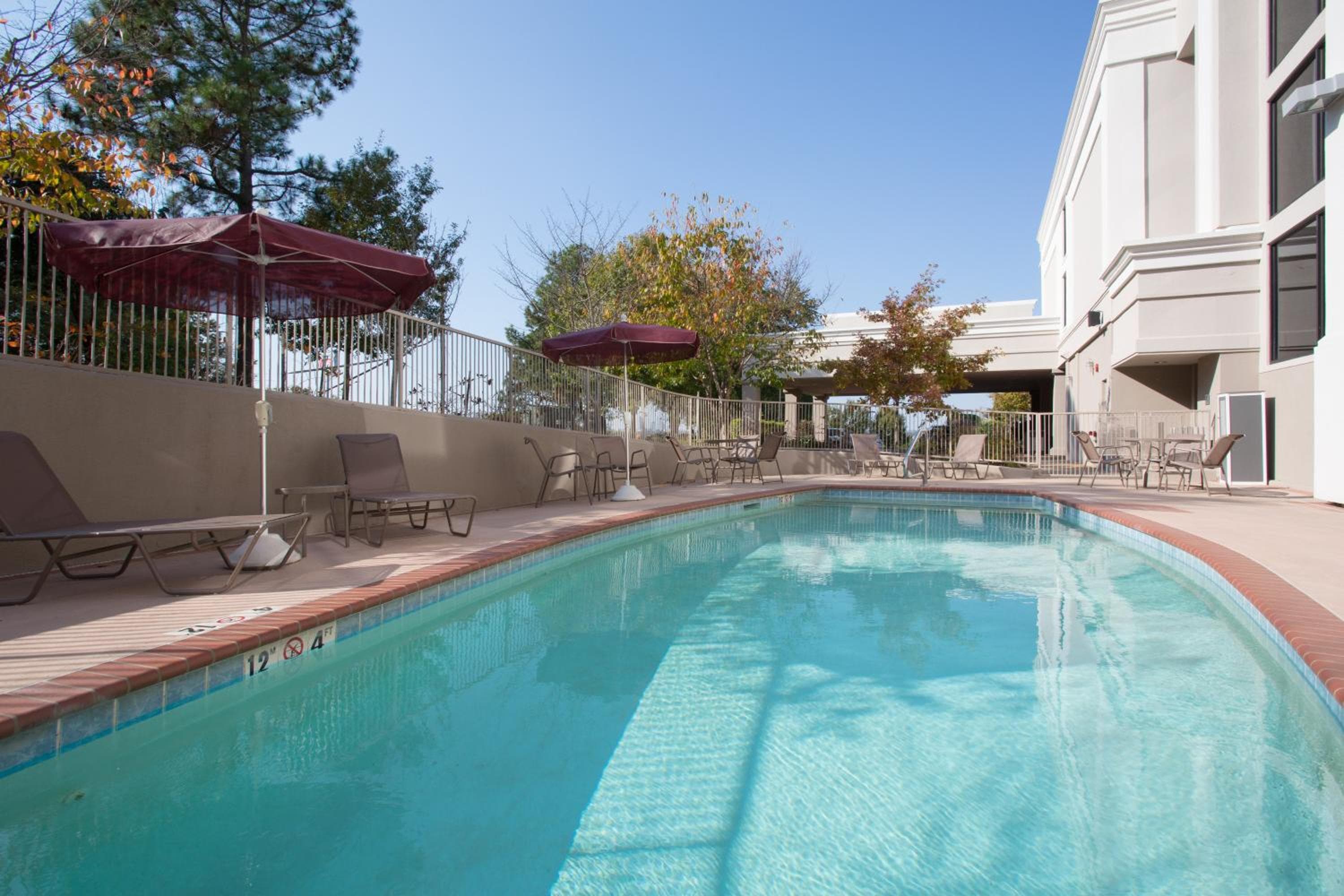 Wyndham Grand Executive Center Little Rock Airport