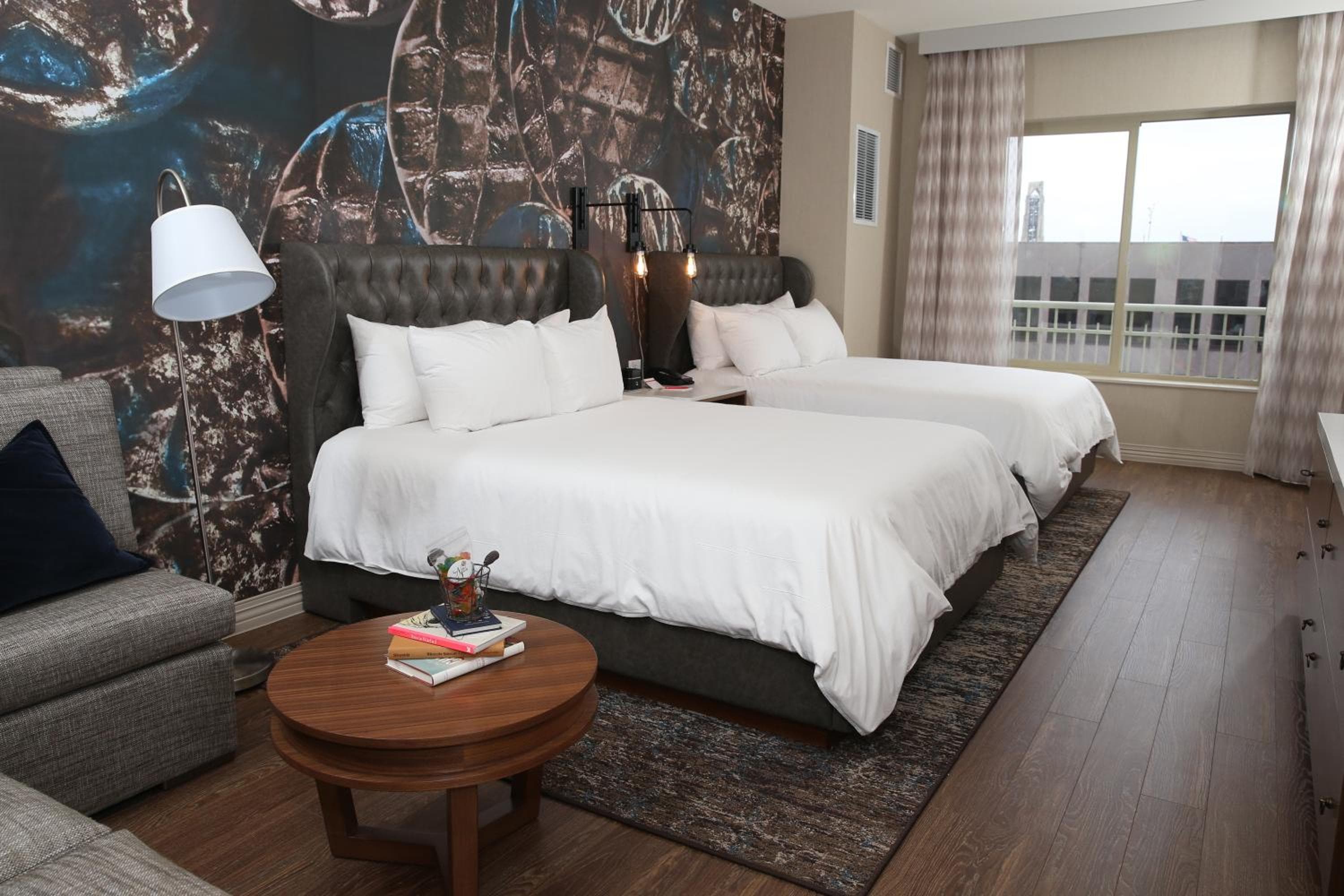 Hotel Indigo Naperville Riverwalk by IHG