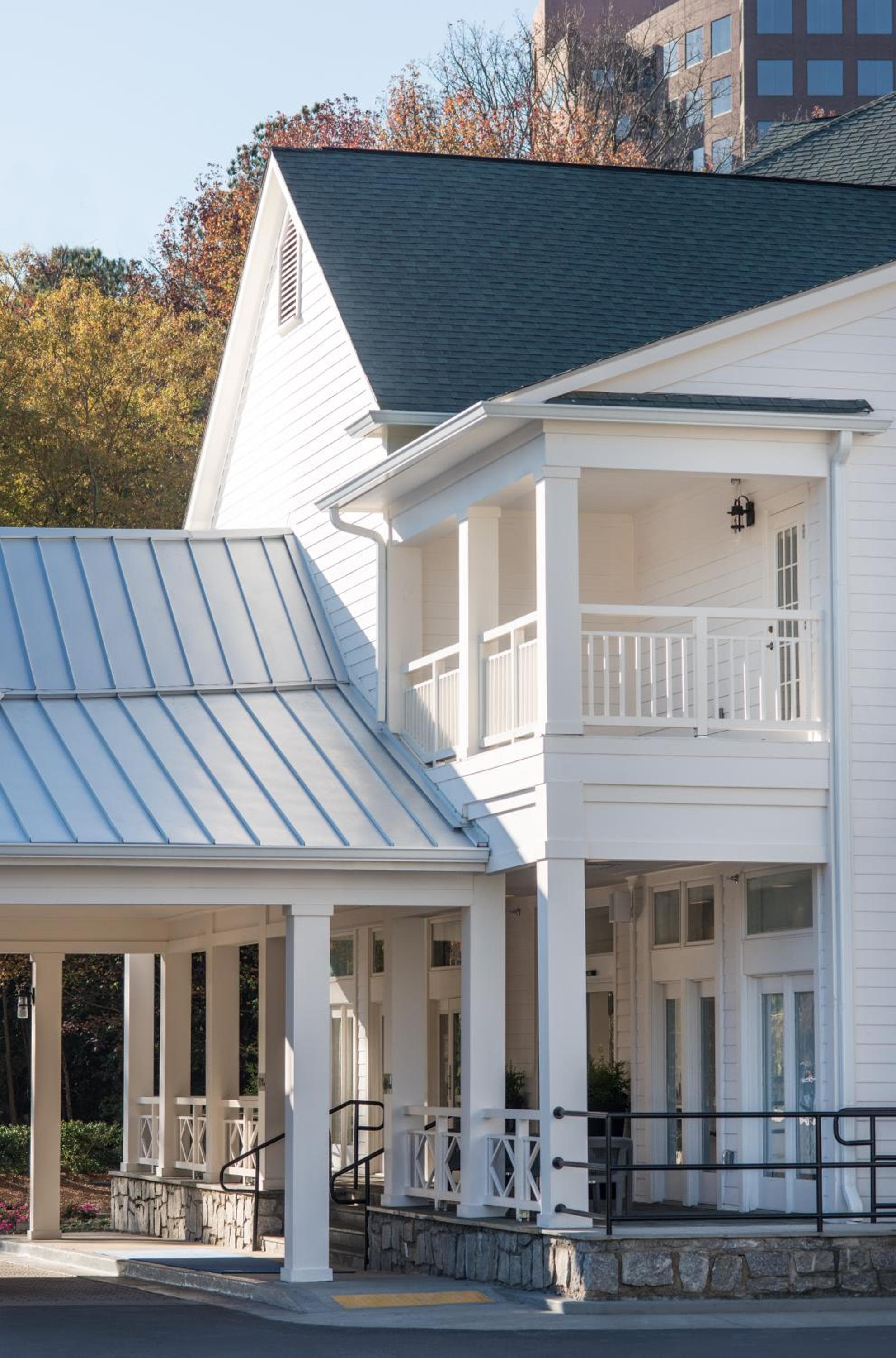 Hotel Indigo Atlanta-Vinings Ballpark Area by IHG