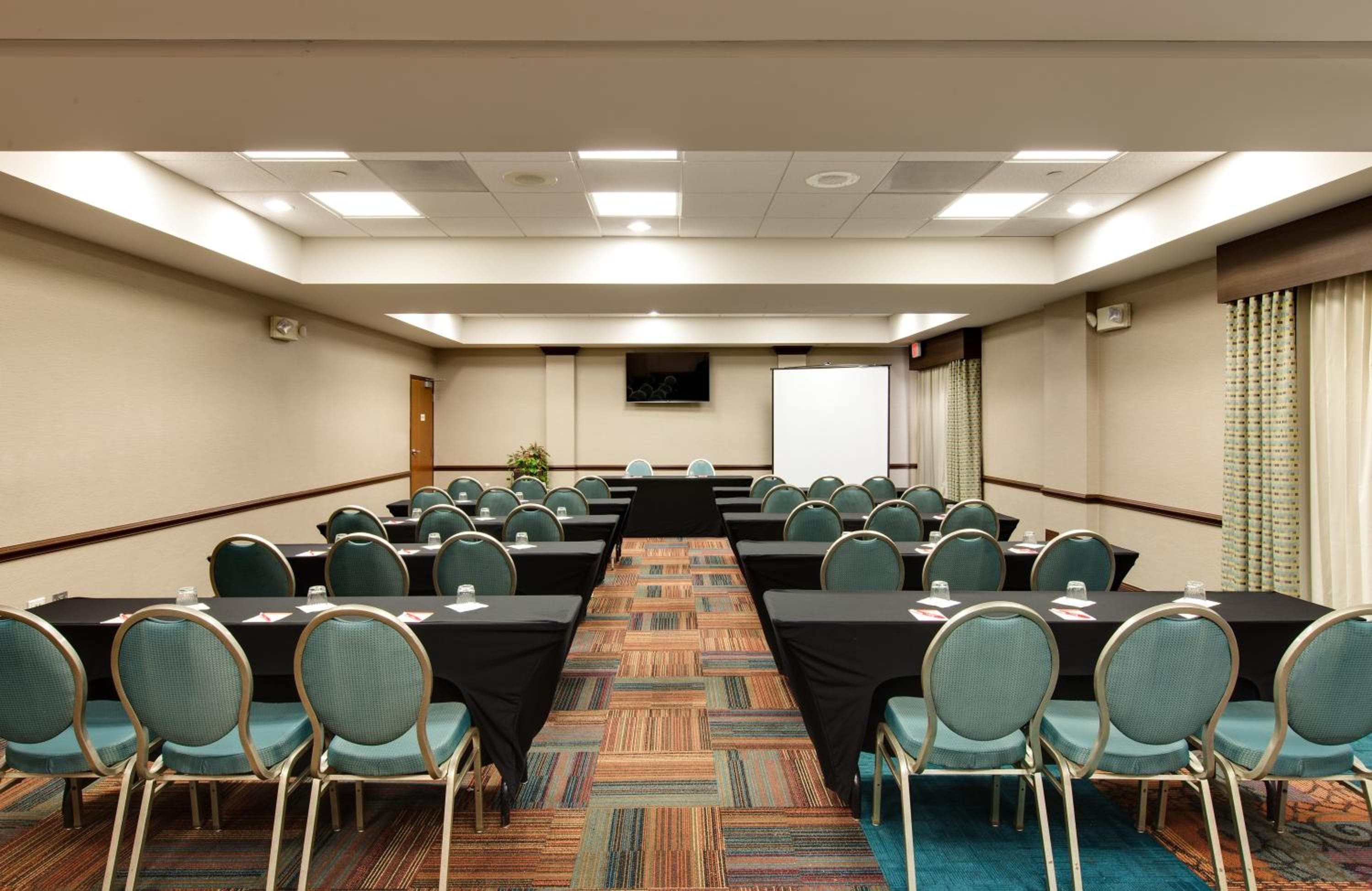 Hotel Indigo Chicago - Vernon Hills by IHG