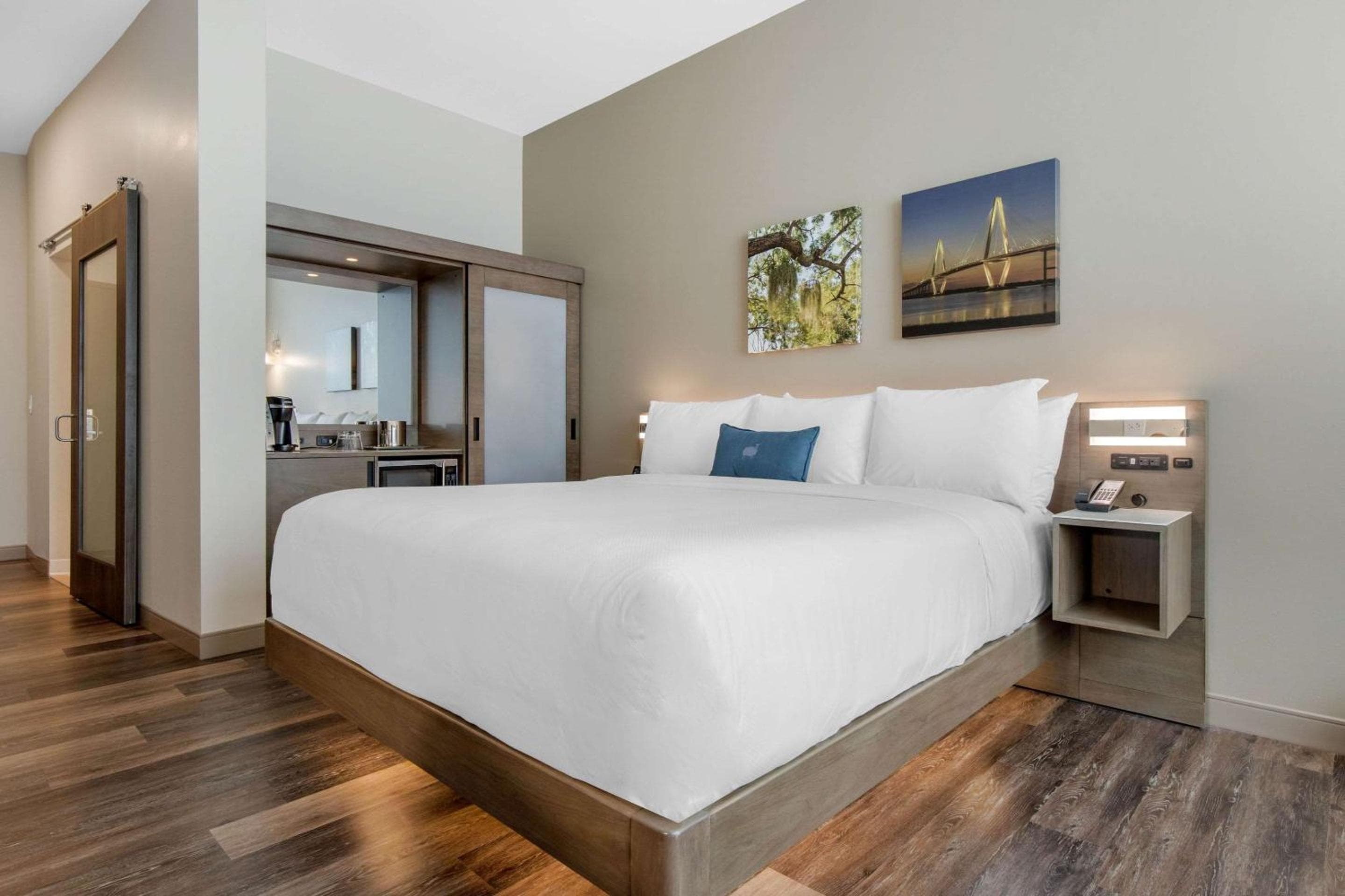 DoubleTree by Hilton Summerville Nexton