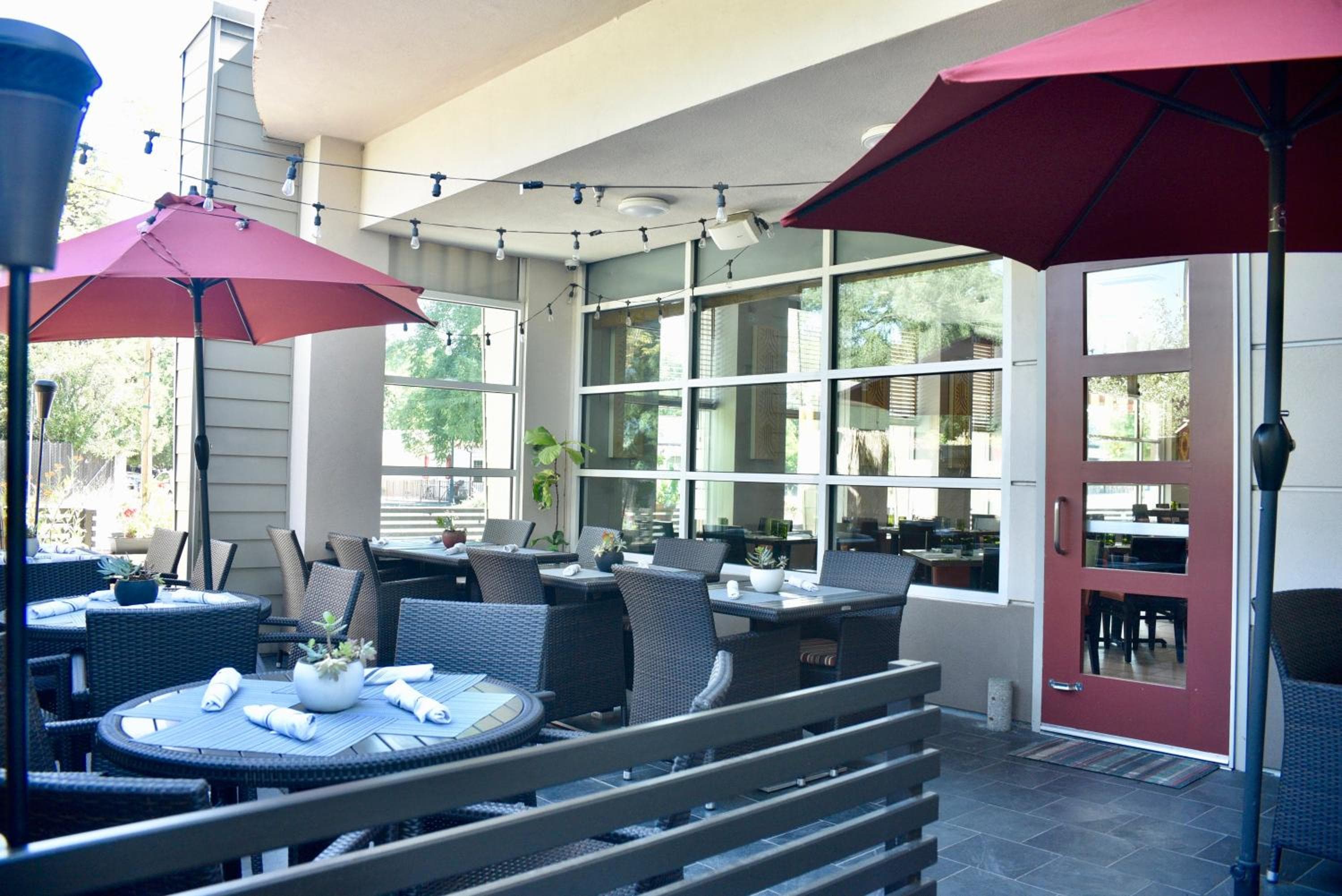 Holiday Inn Windsor - Wine Country by IHG