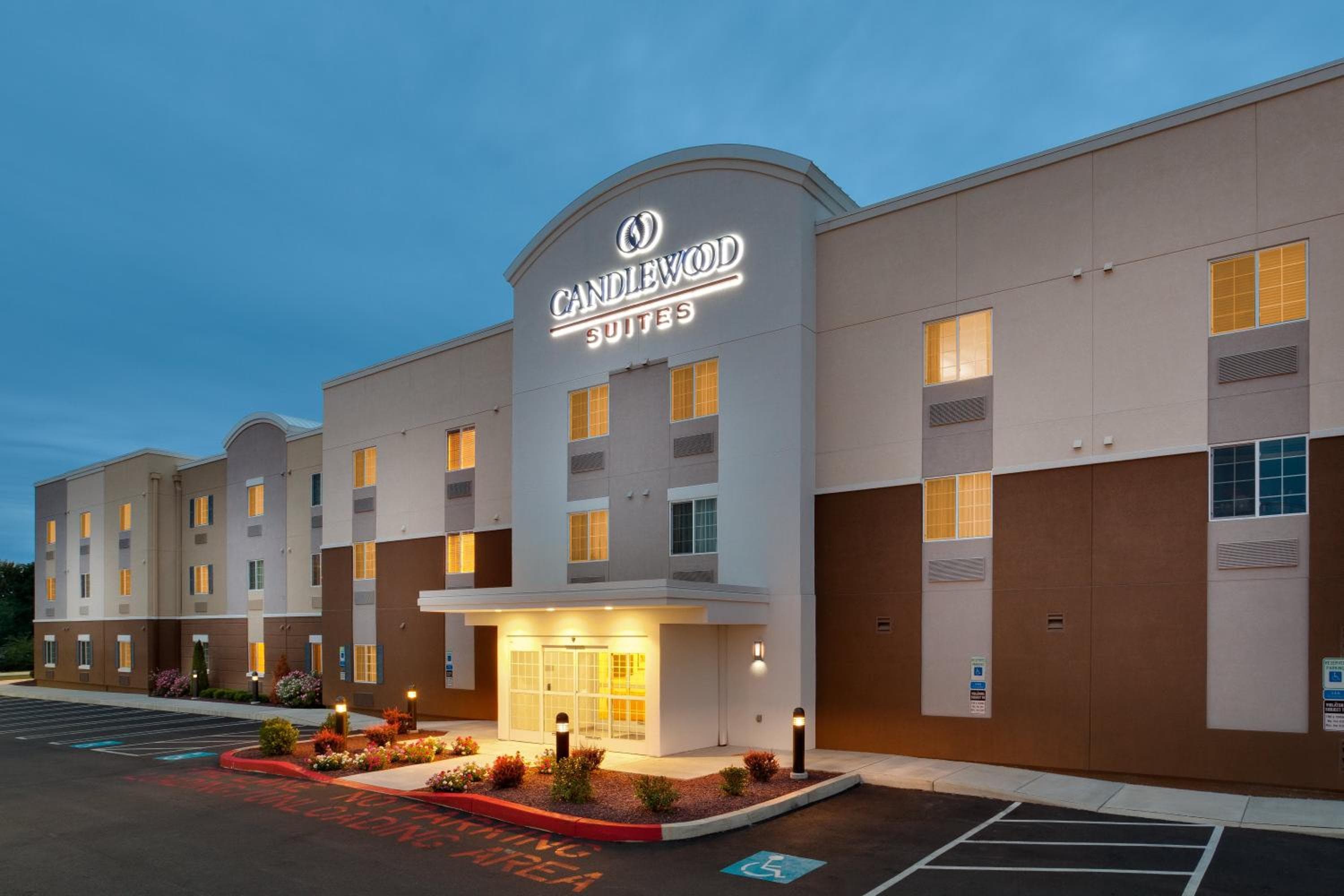 Candlewood Suites Harrisburg I-81 Hershey Area by IHG