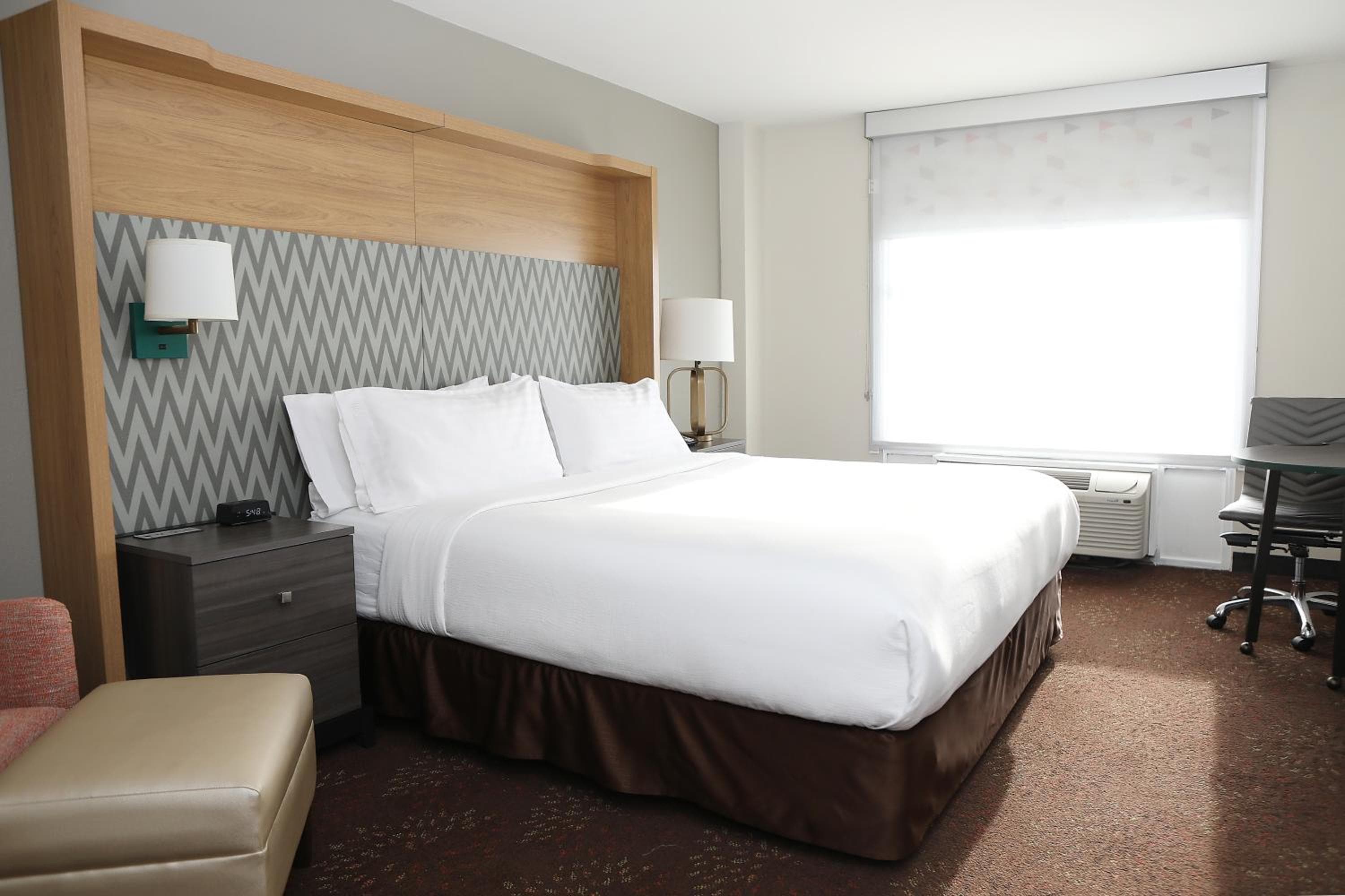 Holiday Inn O'Hare Area by IHG