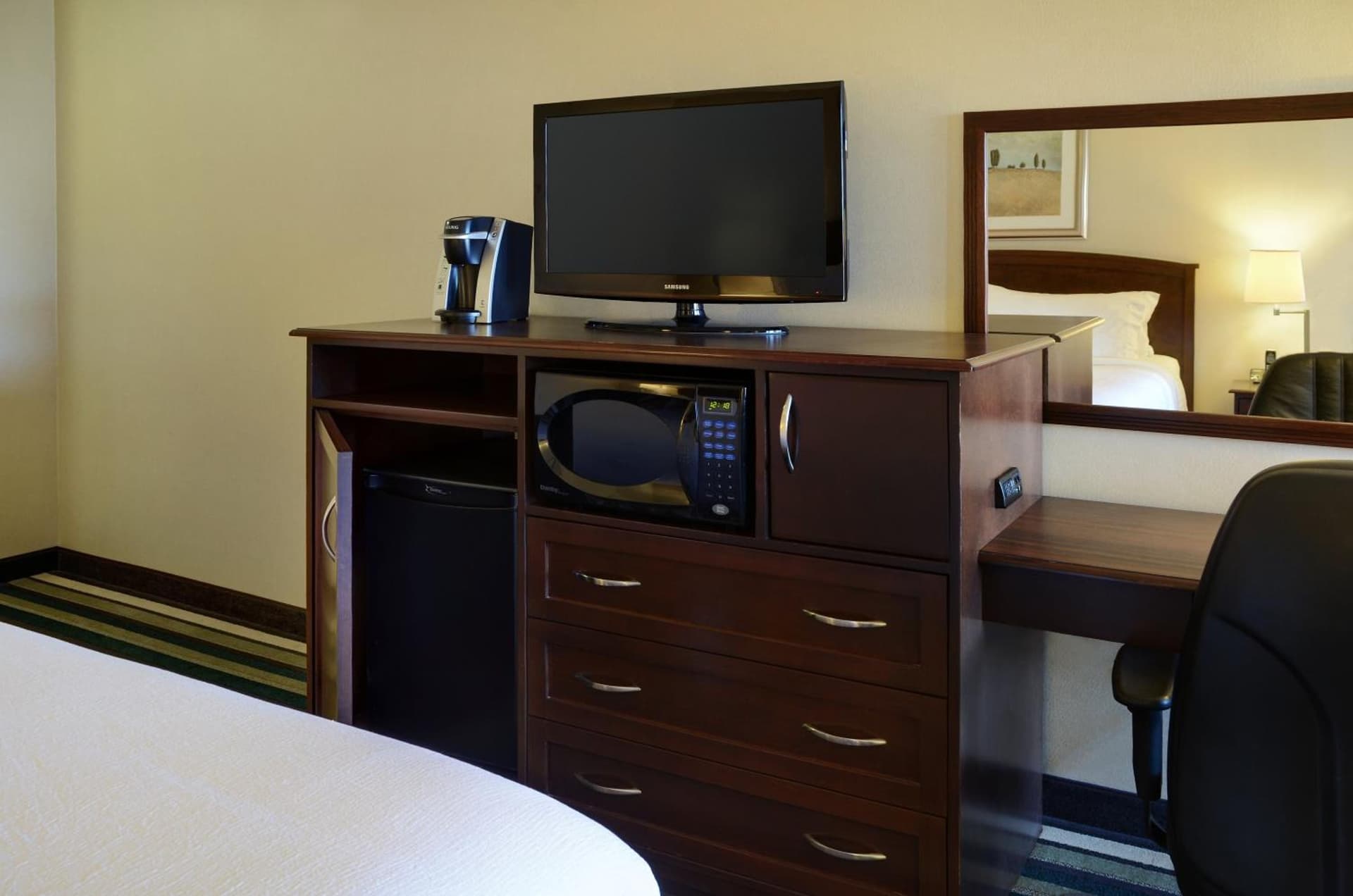 Holiday Inn Conference Centre Edmonton South by IHG