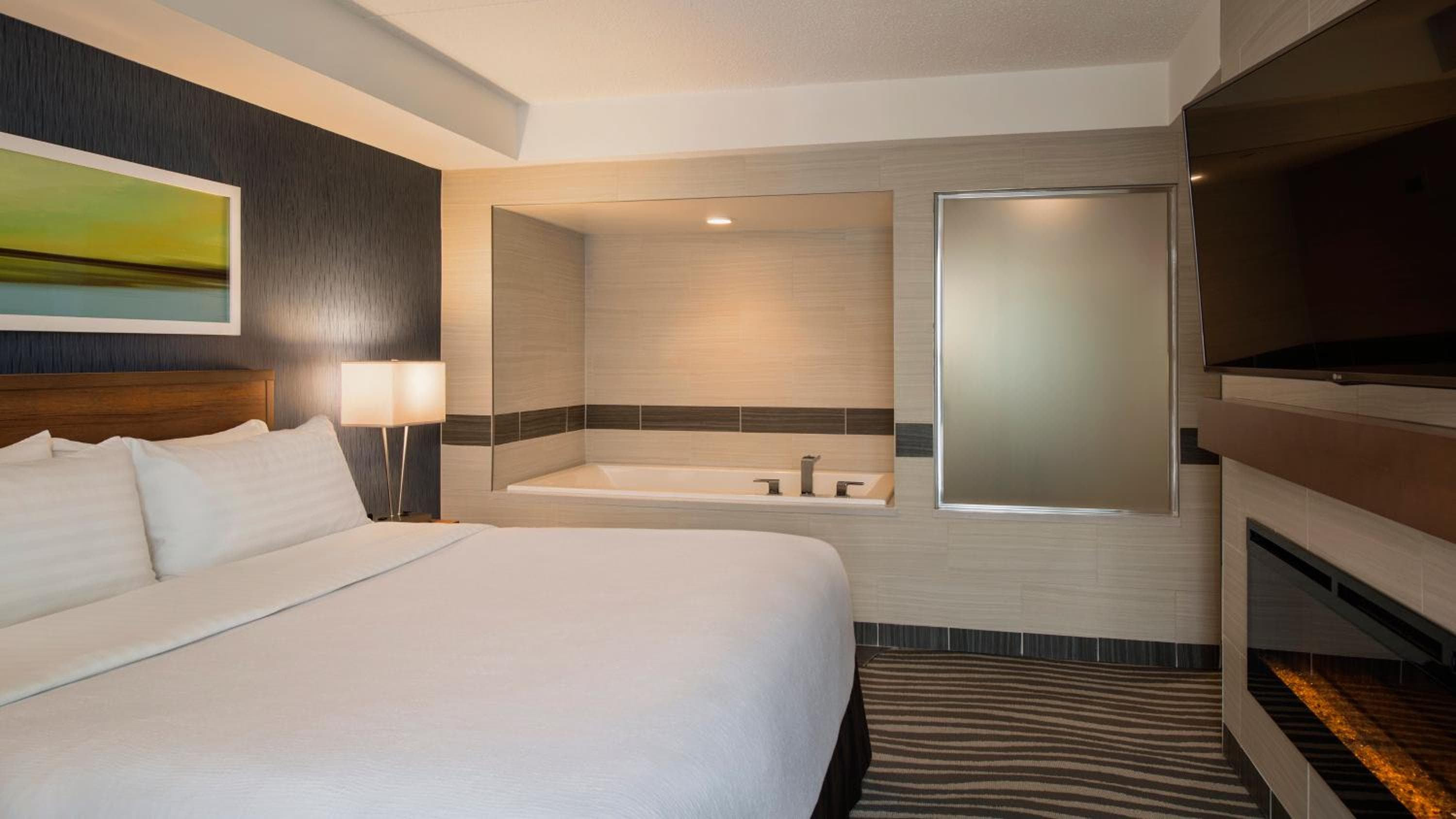 Holiday Inn Winnipeg - Airport West, an IHG Hotel